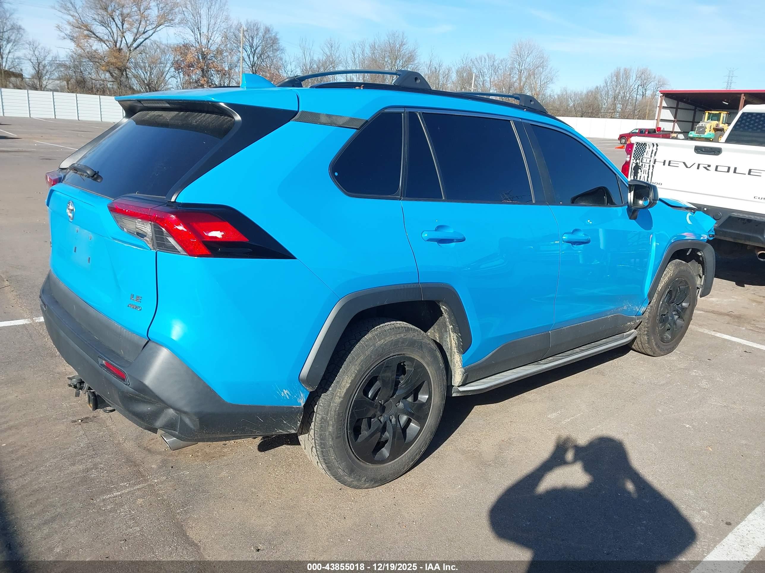 TOYOTA RAV4 image 4