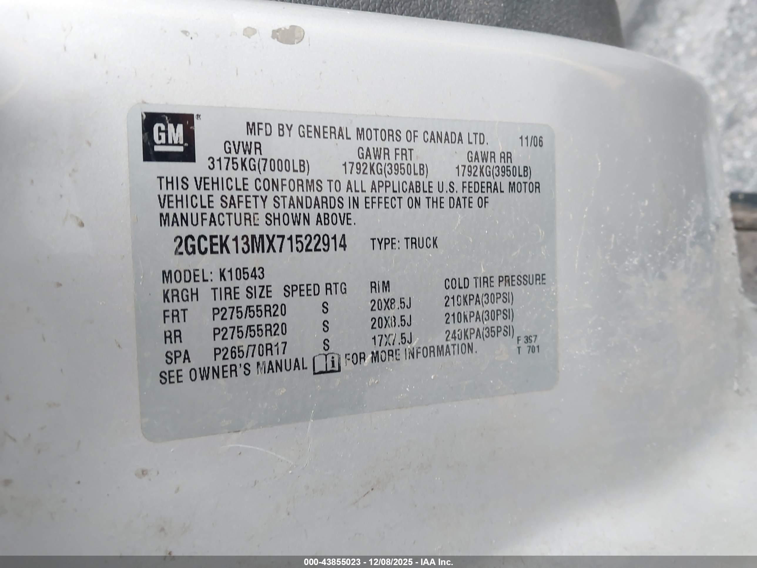 CHEVROLET SILVERADO image 9