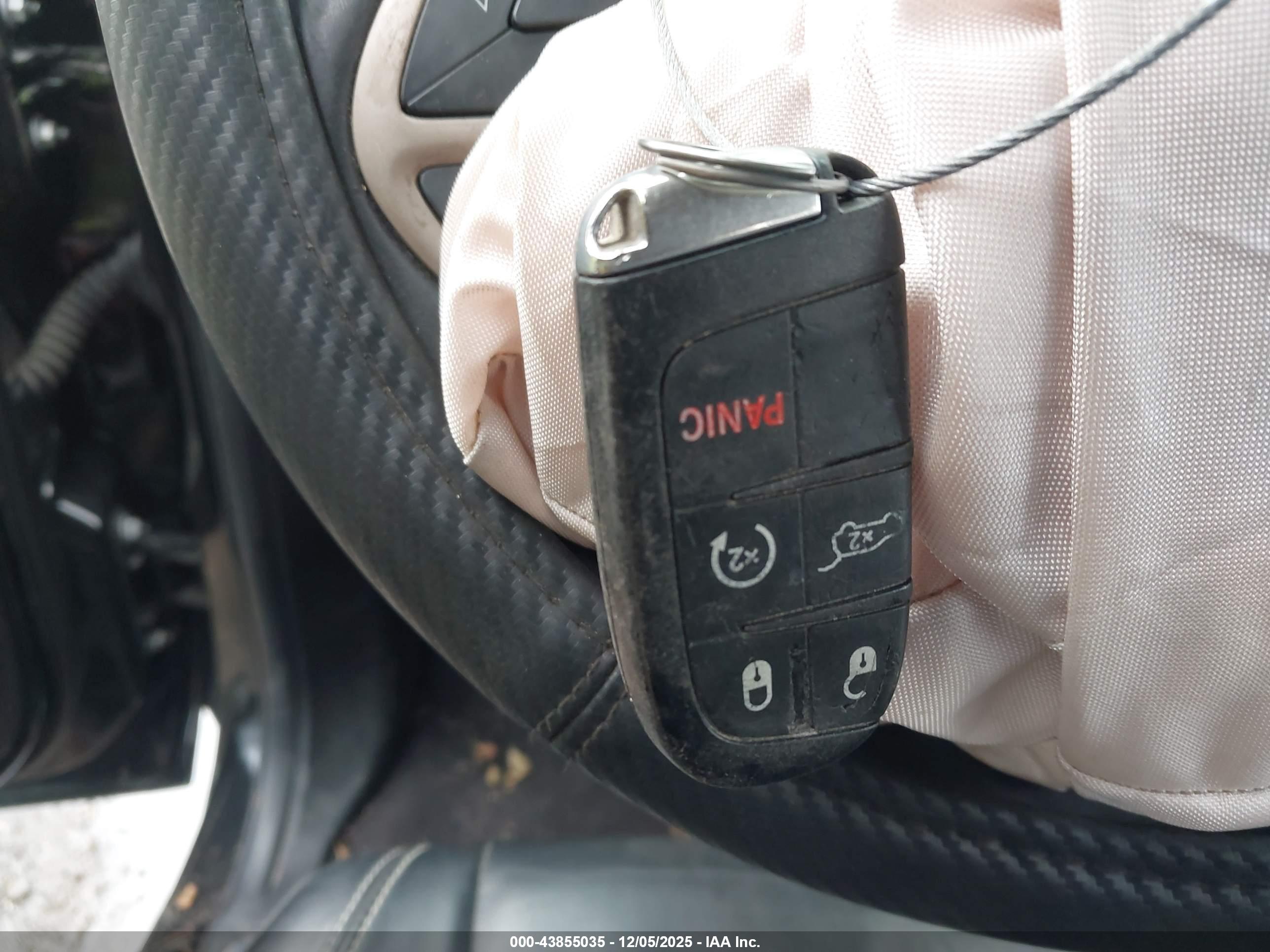 JEEP GRAND image 11