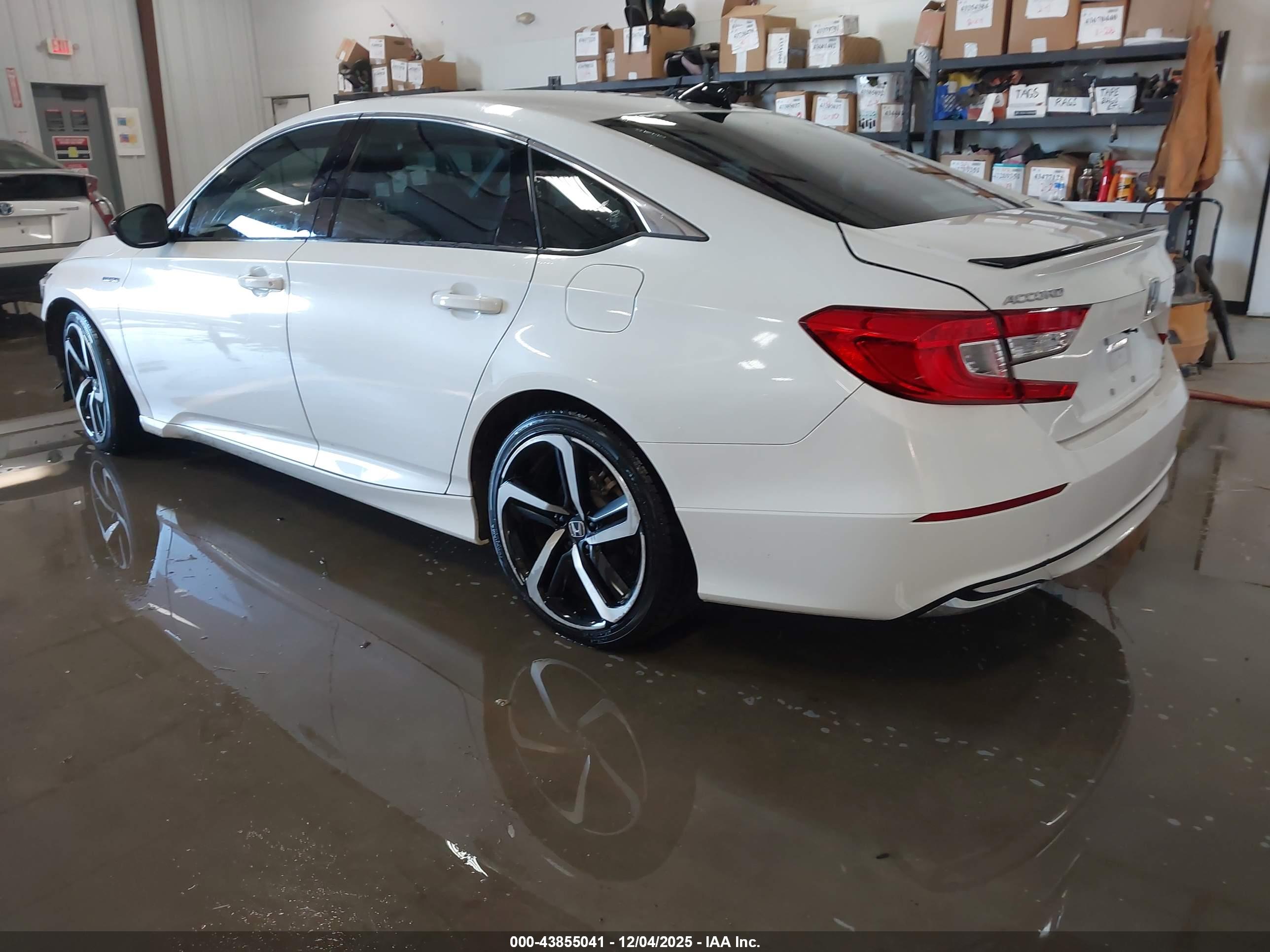 HONDA ACCORD image 3