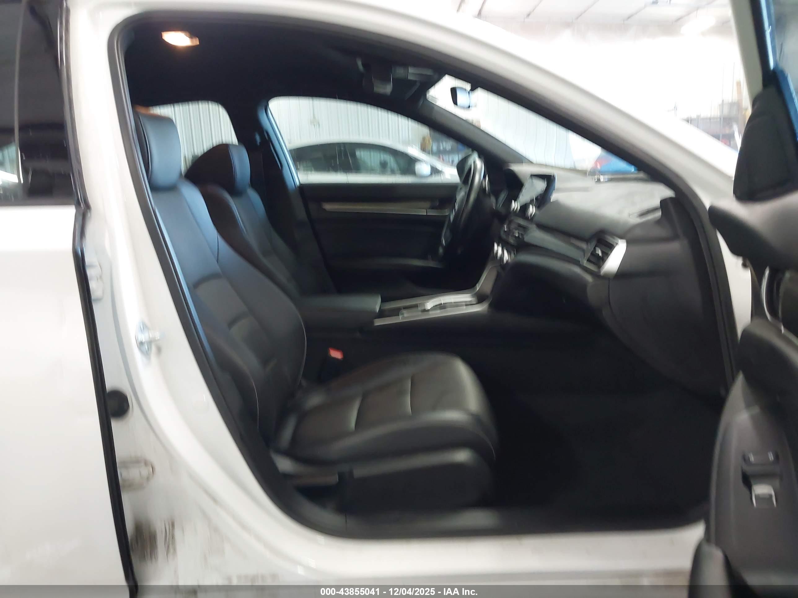 HONDA ACCORD image 5