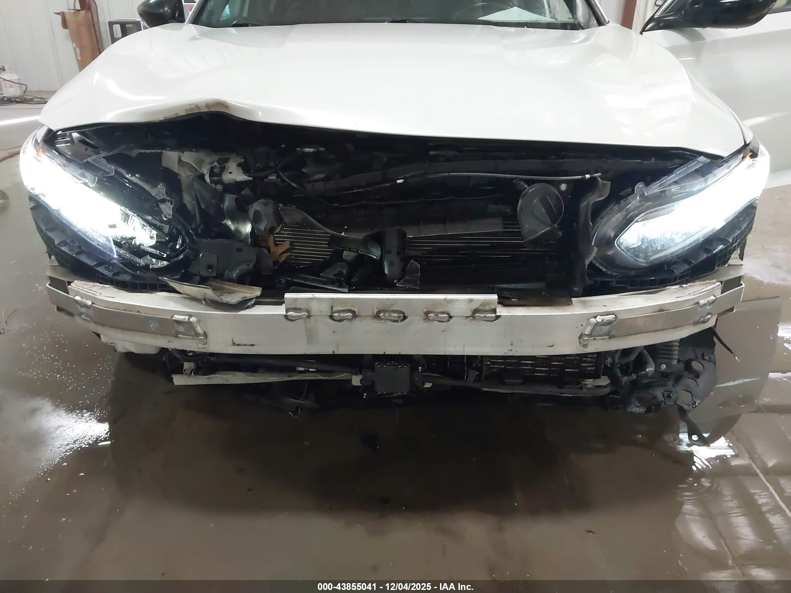 HONDA ACCORD image 6