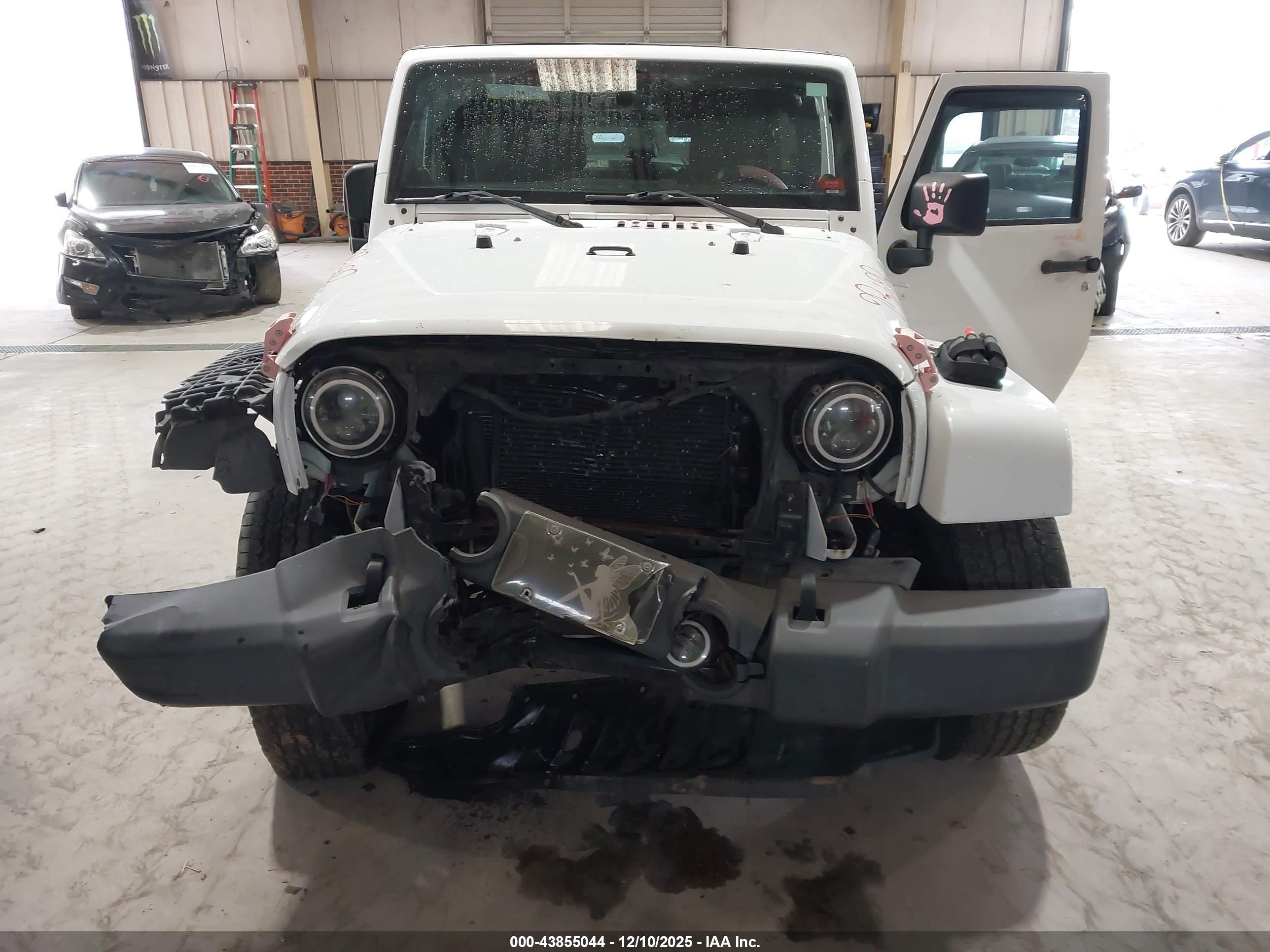 JEEP WRANGLER image 6