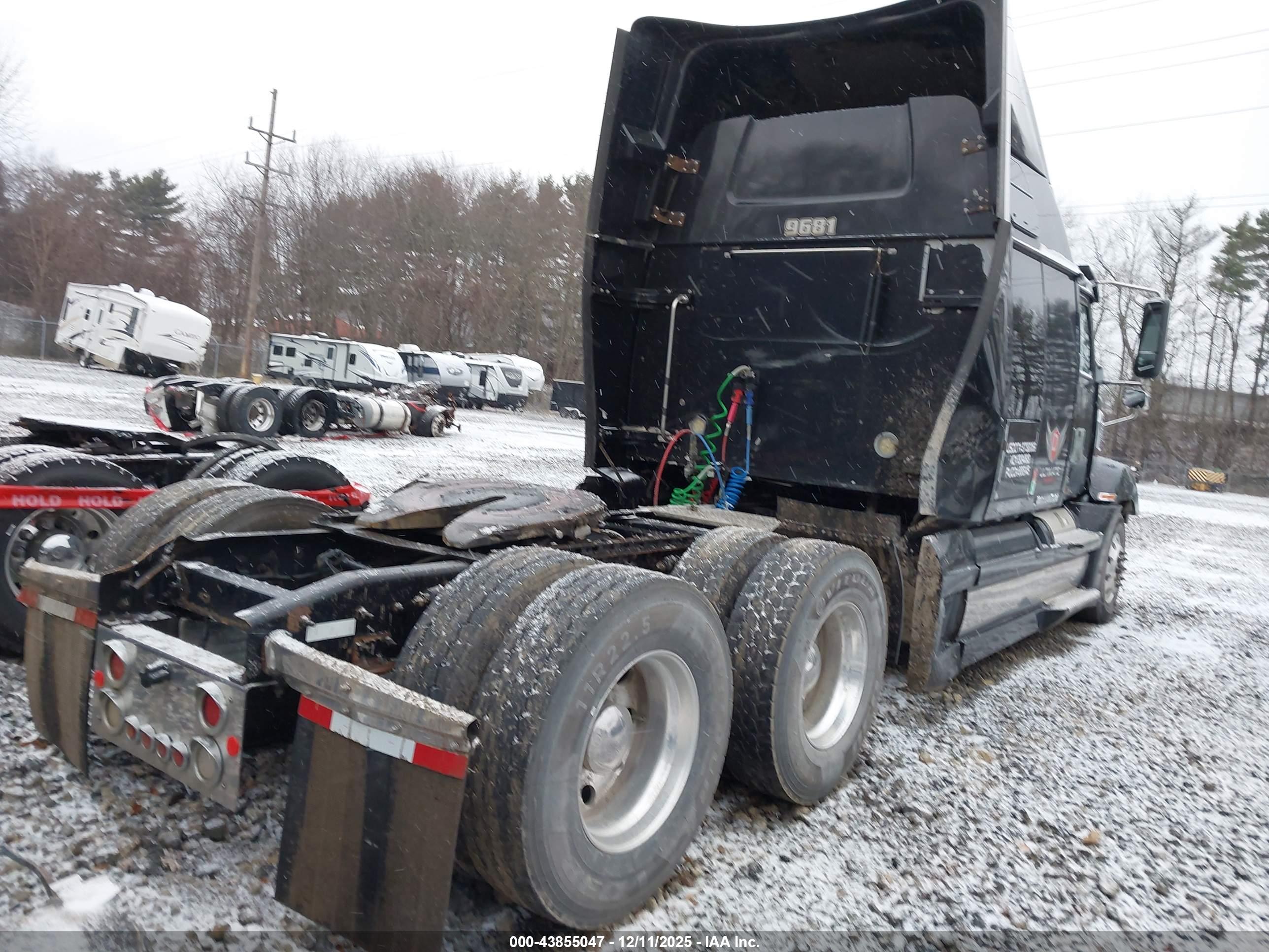 WESTERN STAR image 4