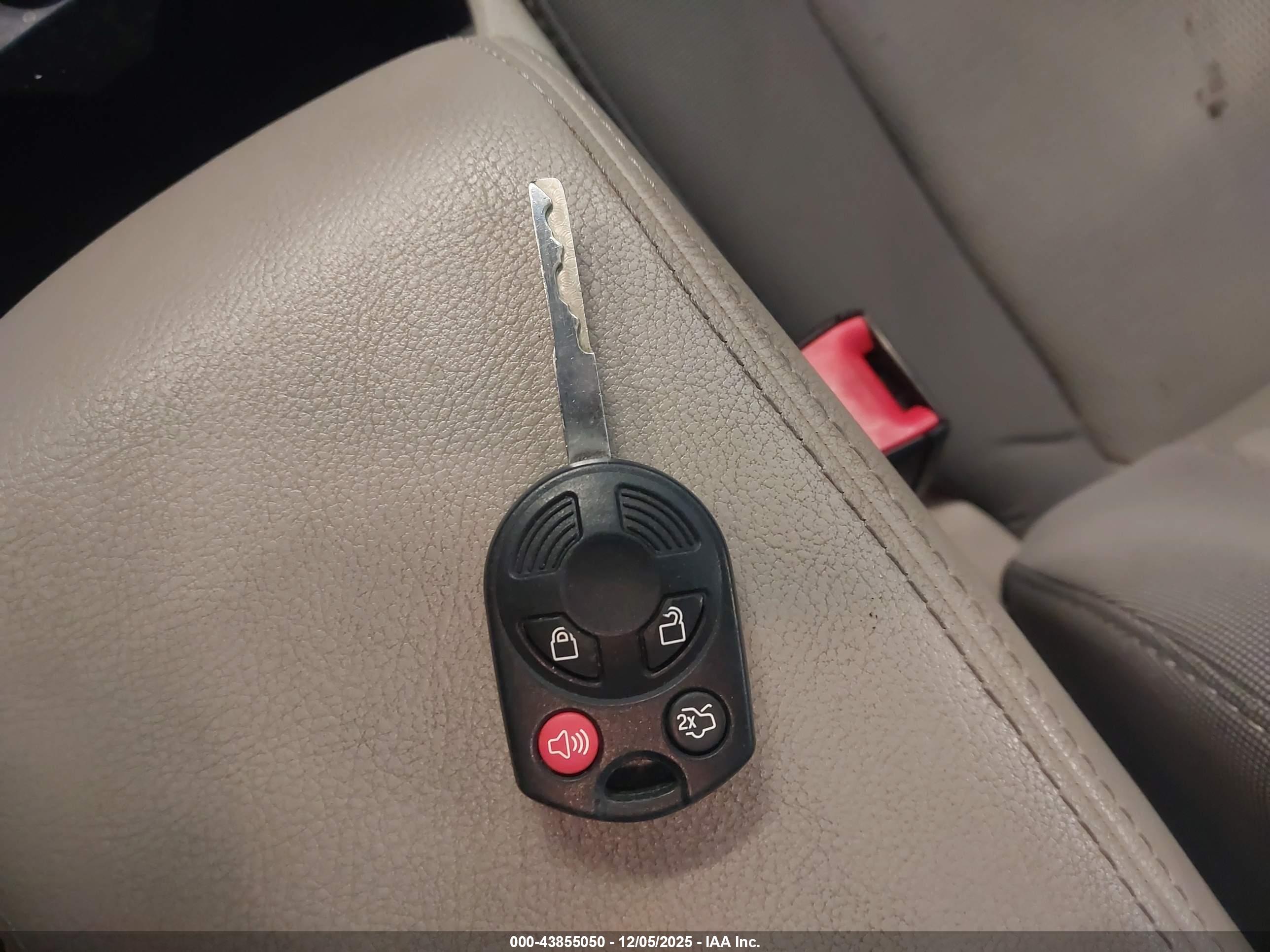 FORD FOCUS image 11