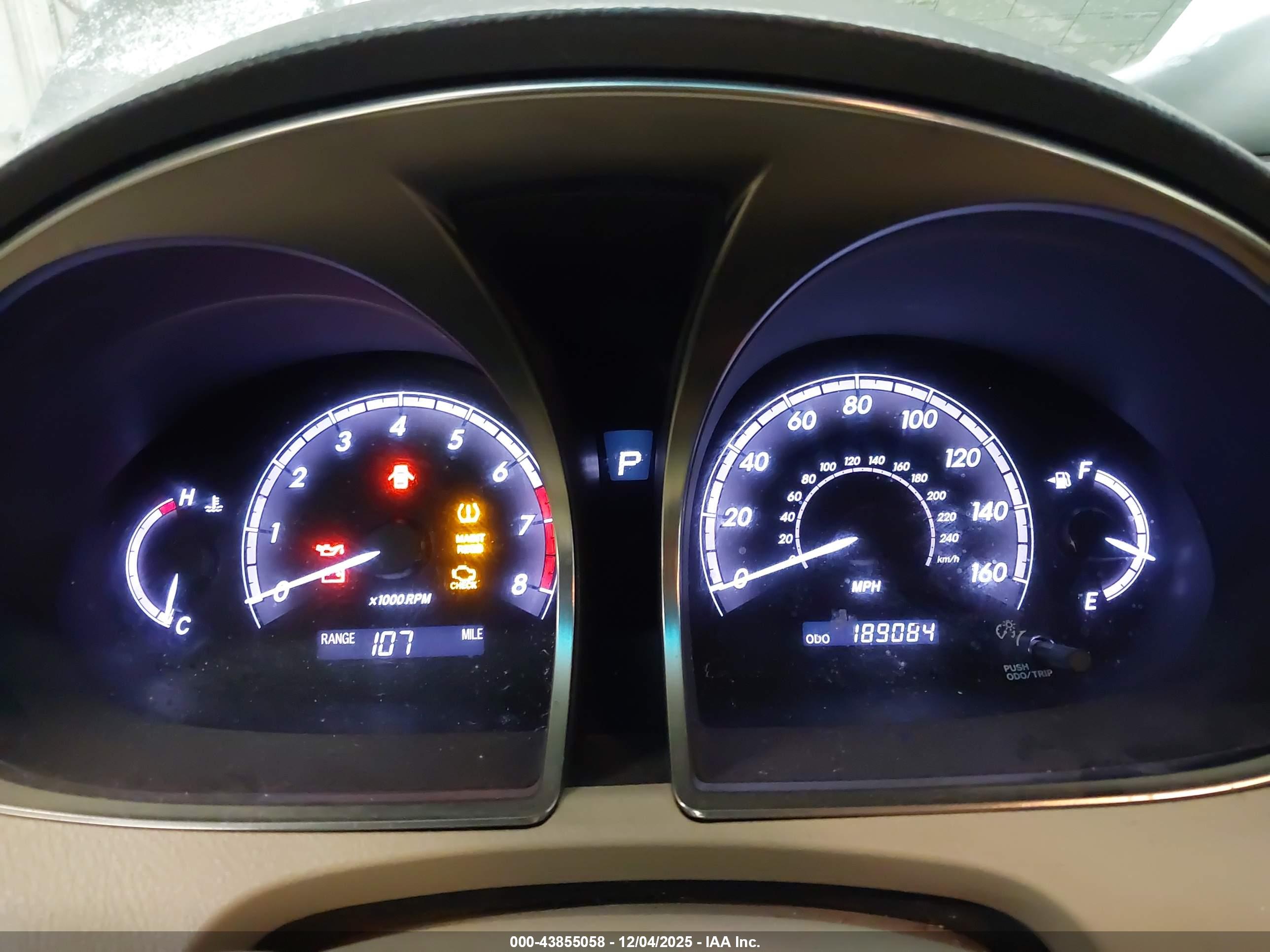 TOYOTA AVALON image 7