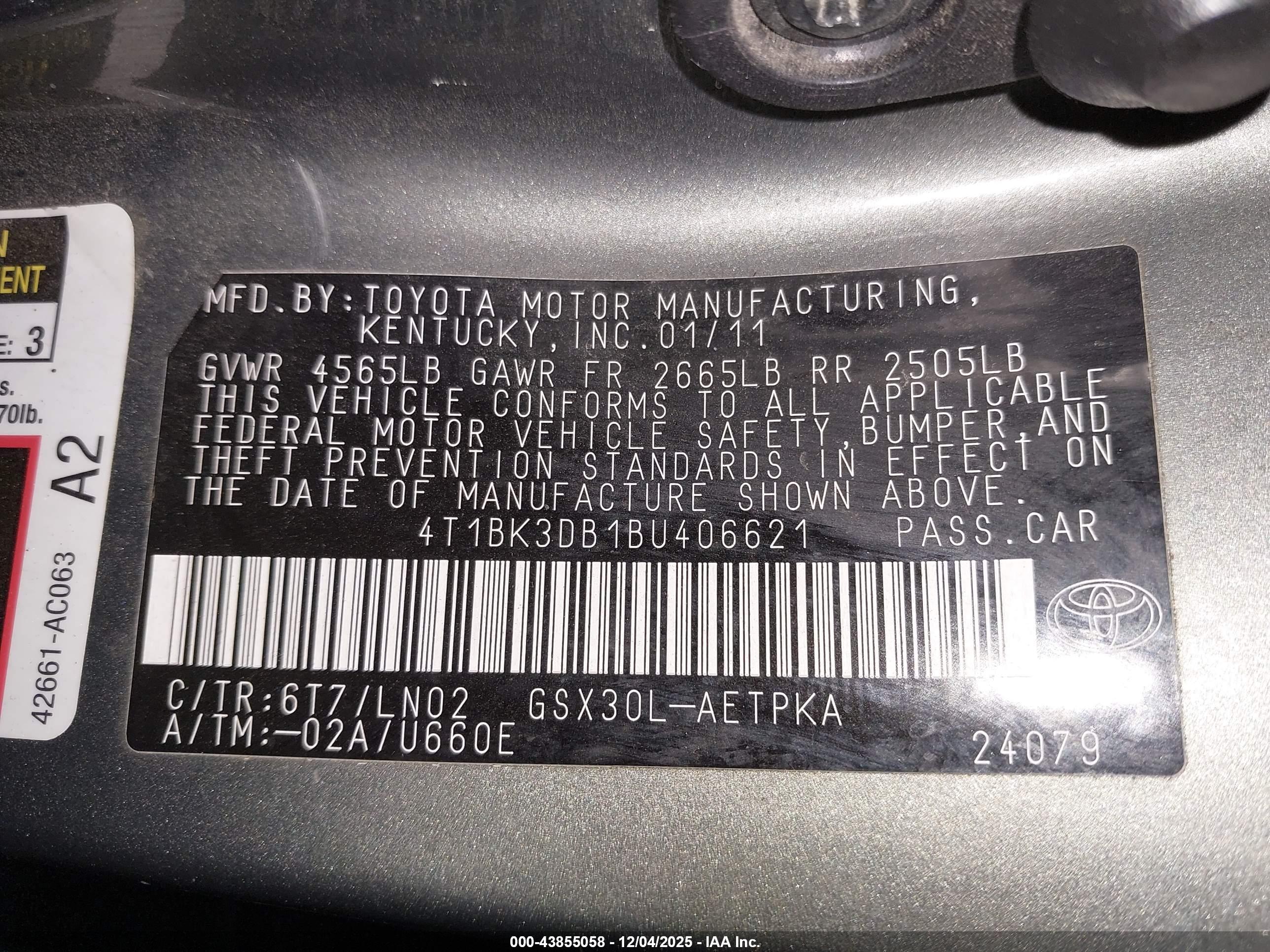 TOYOTA AVALON image 9