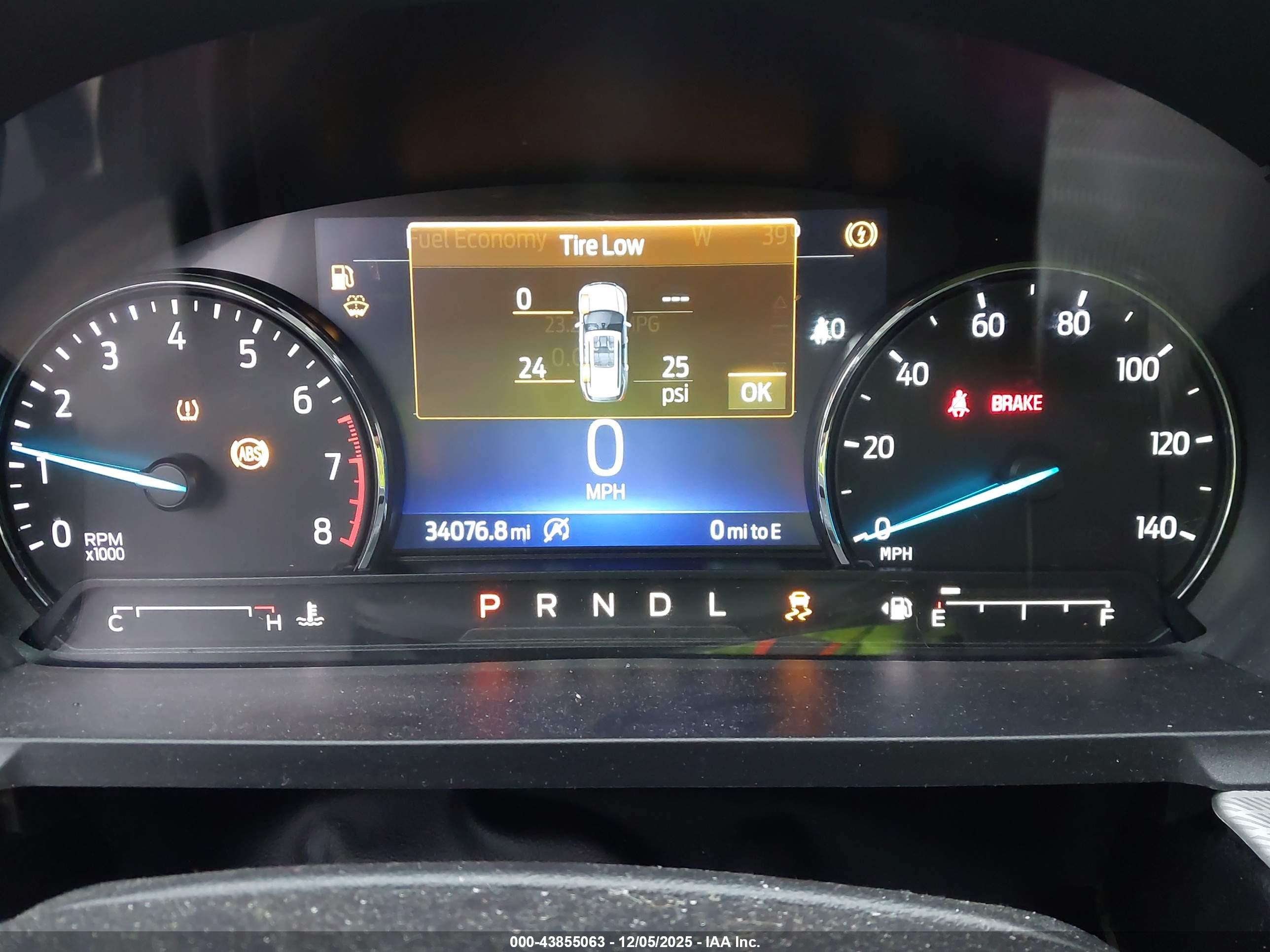 FORD EXPLORER image 7