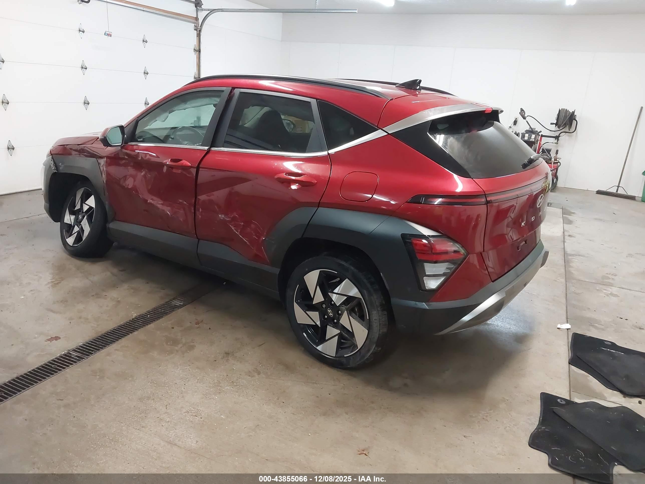 HYUNDAI KONA image 3