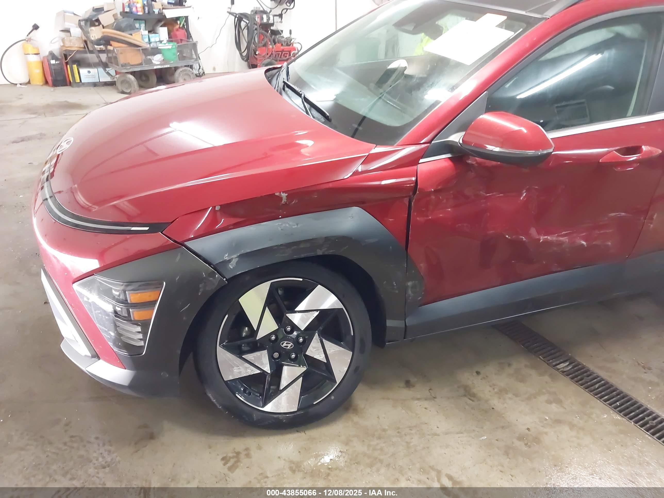 HYUNDAI KONA image 6