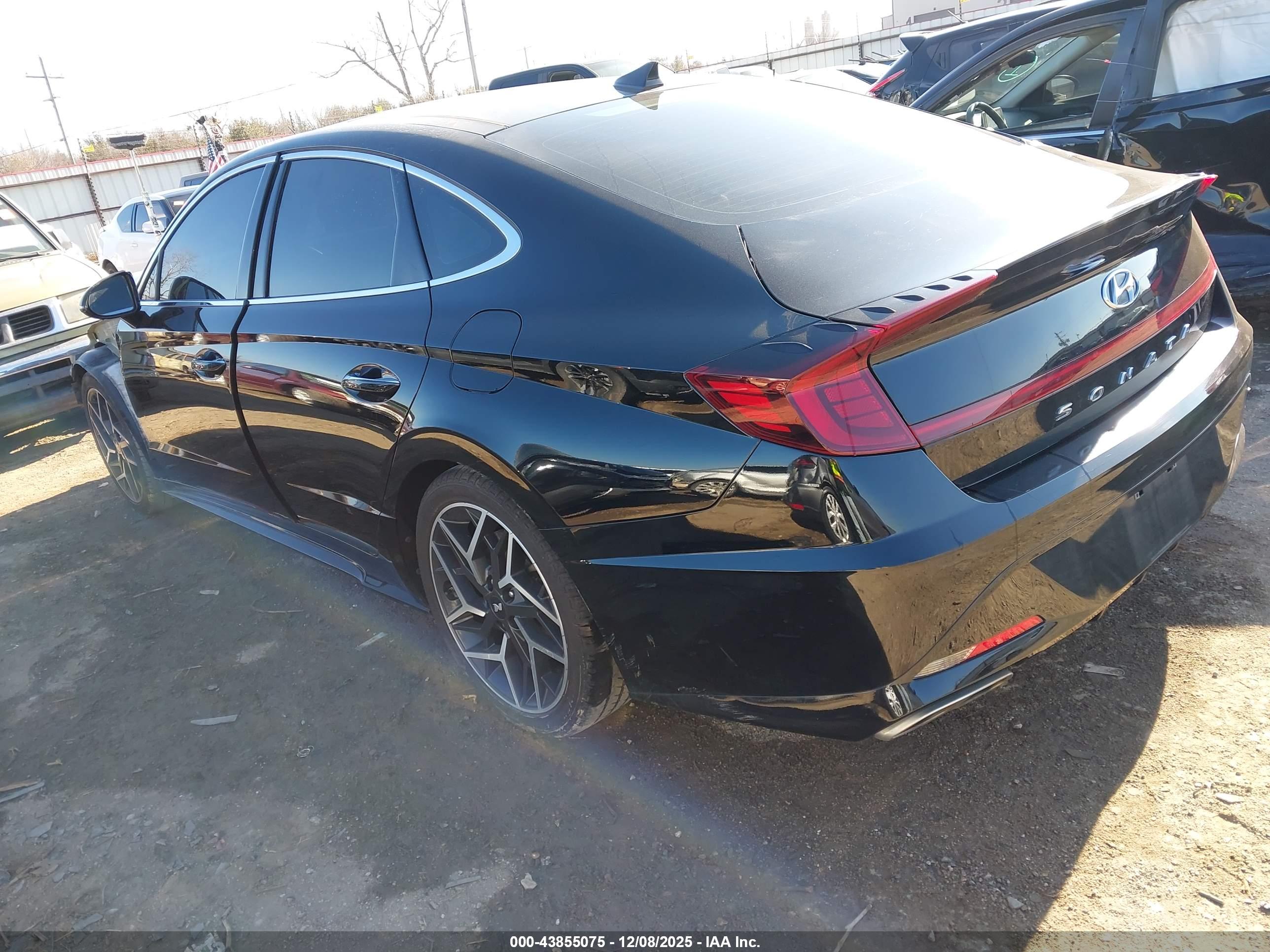HYUNDAI SONATA image 3