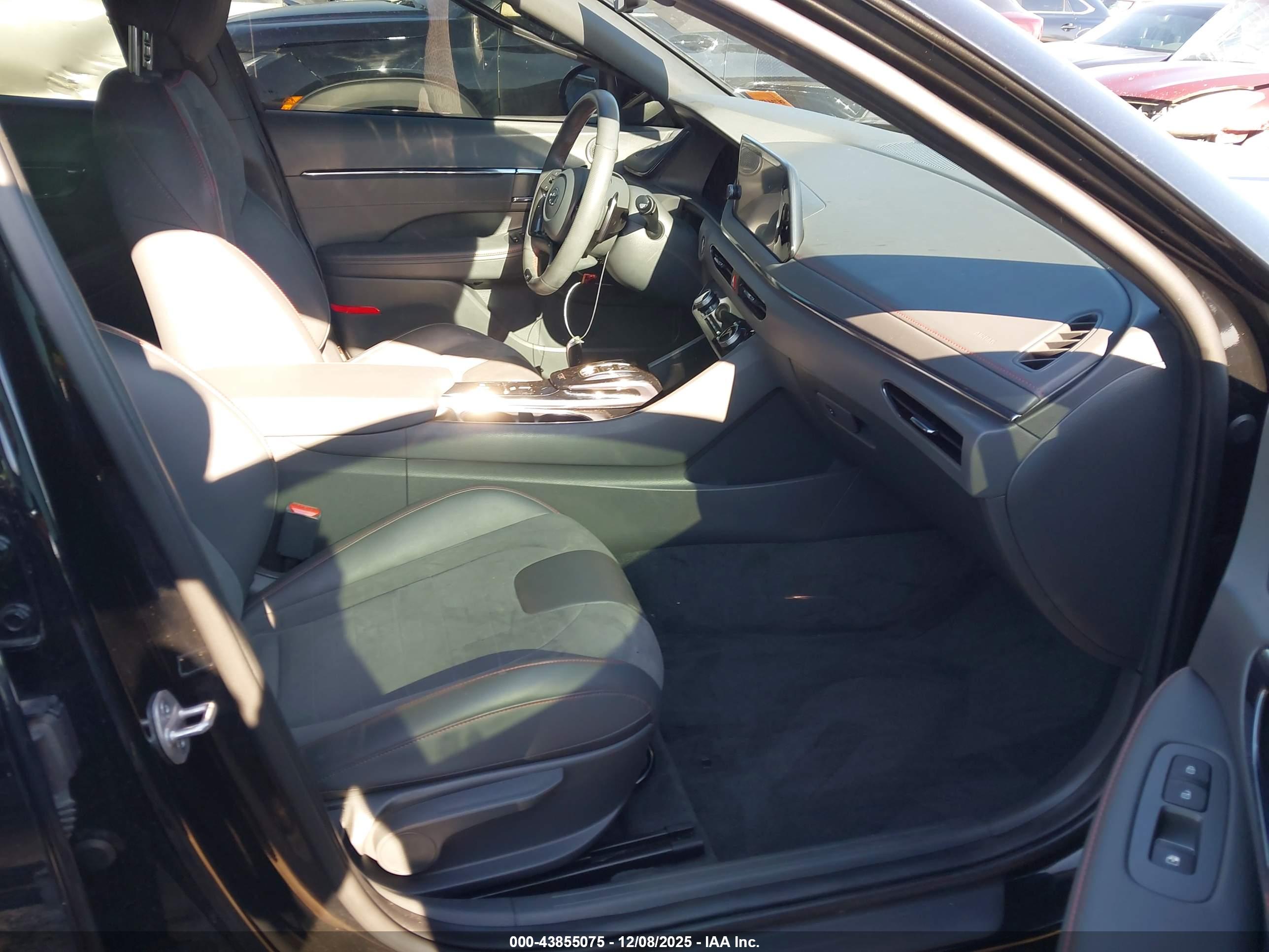 HYUNDAI SONATA image 5