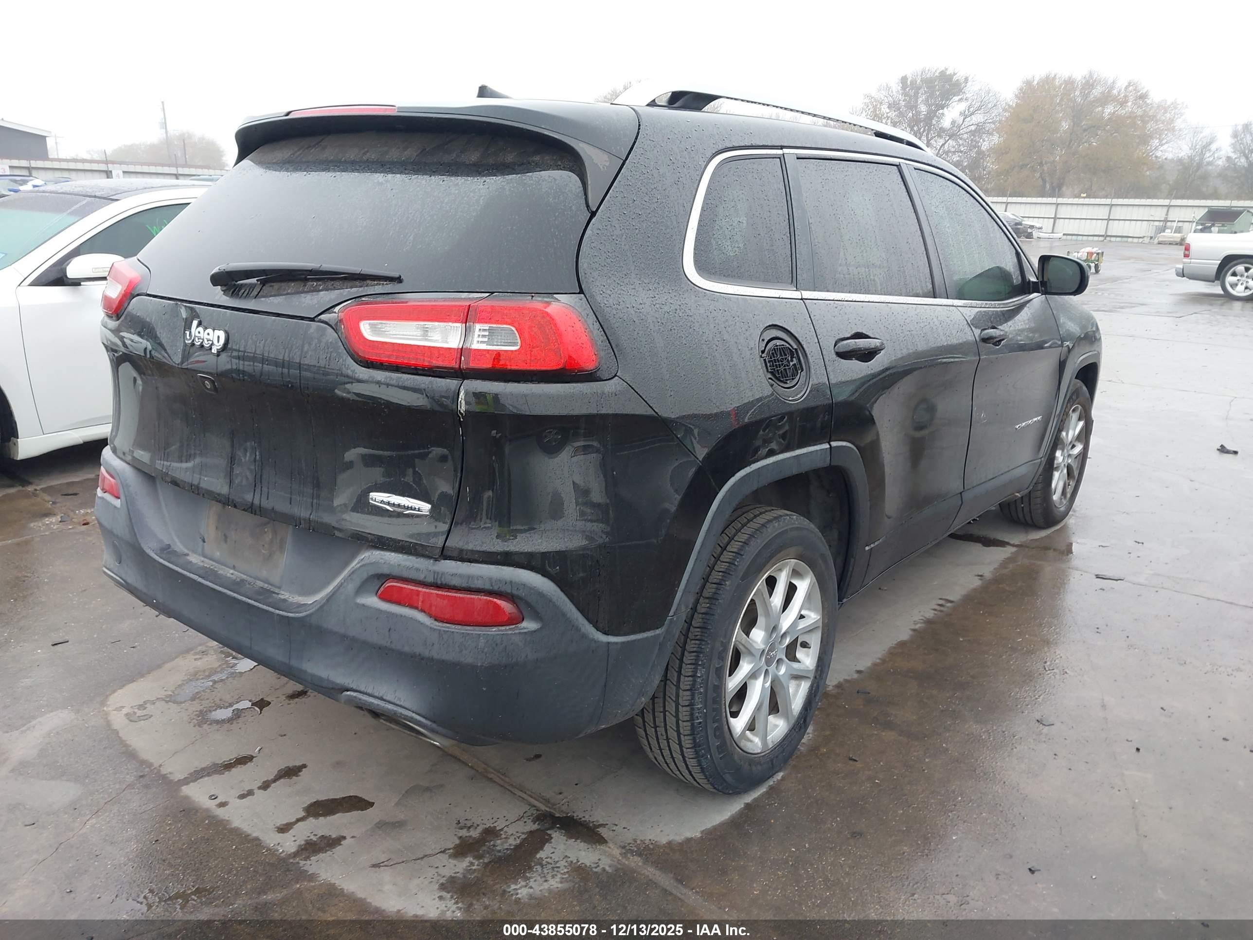 JEEP CHEROKEE image 4