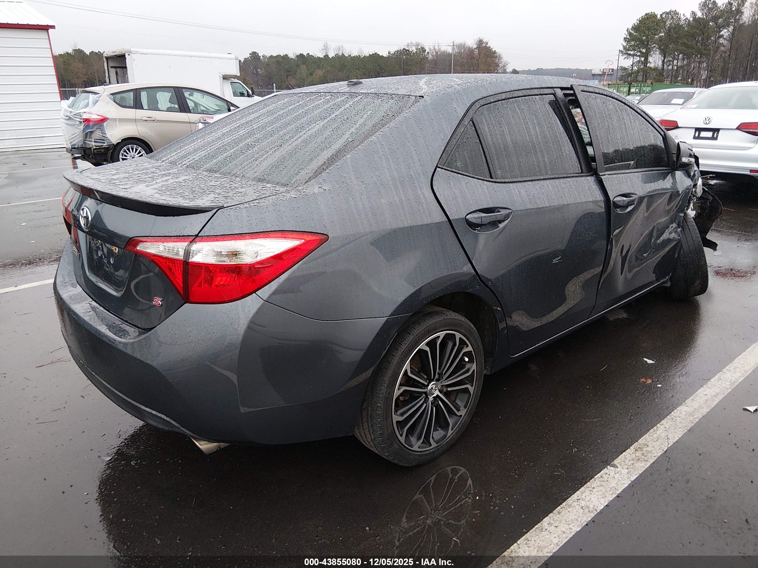 TOYOTA COROLLA image 4