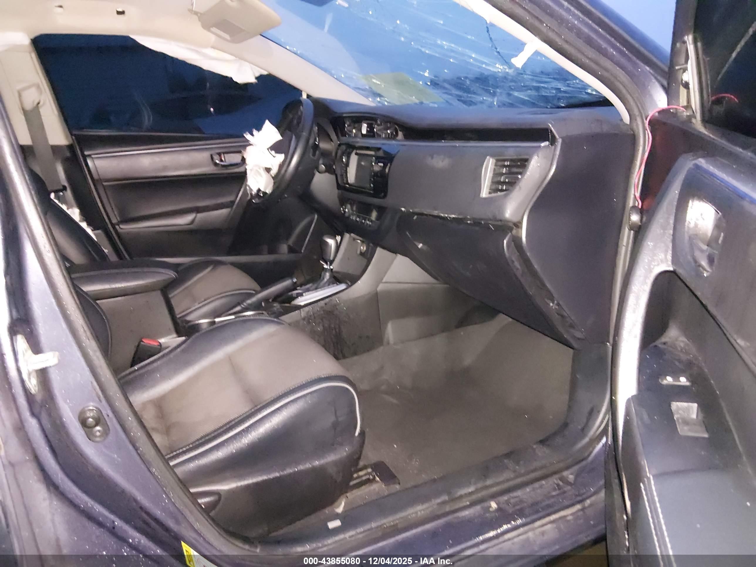 TOYOTA COROLLA image 5