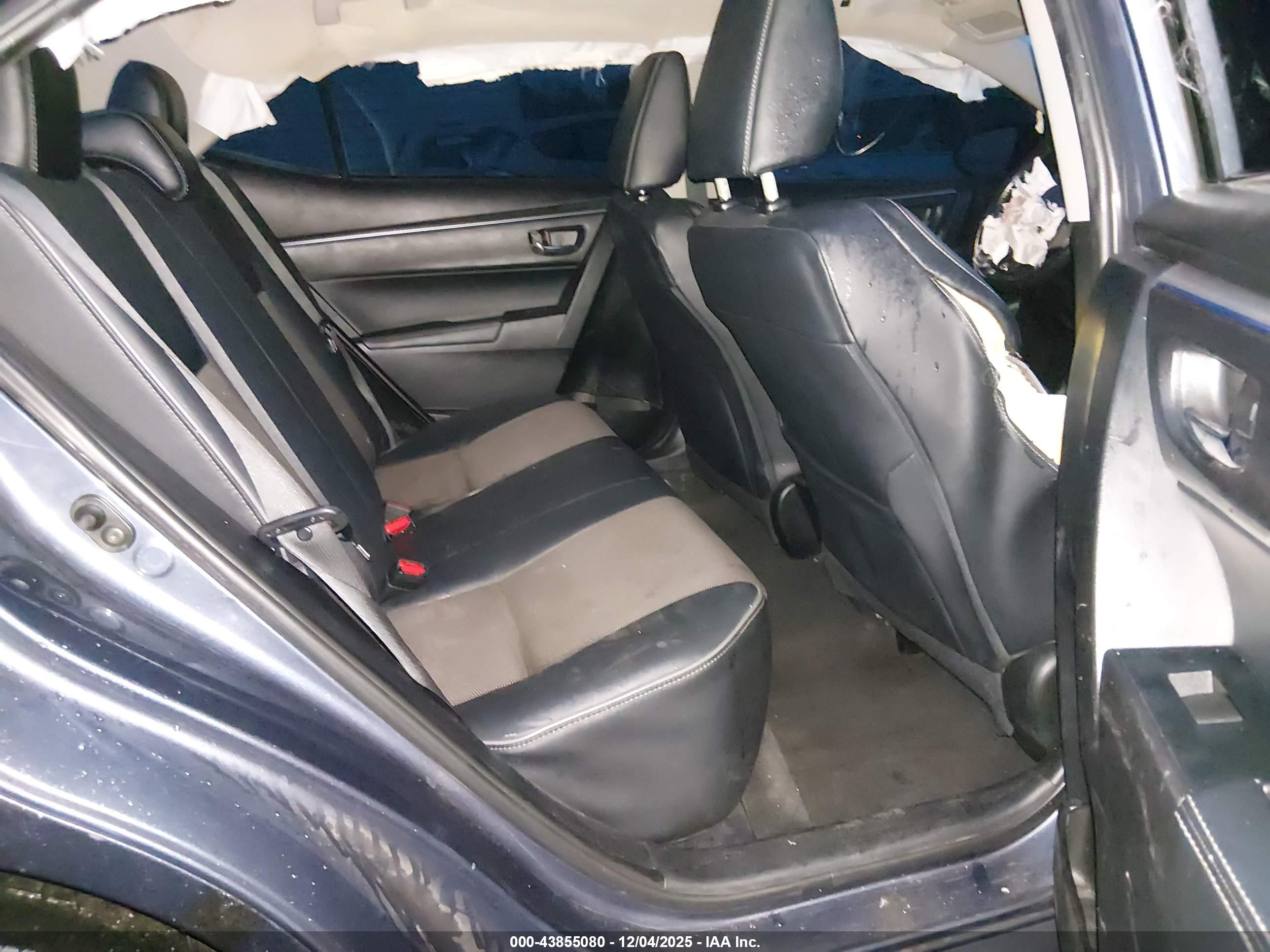 TOYOTA COROLLA image 8