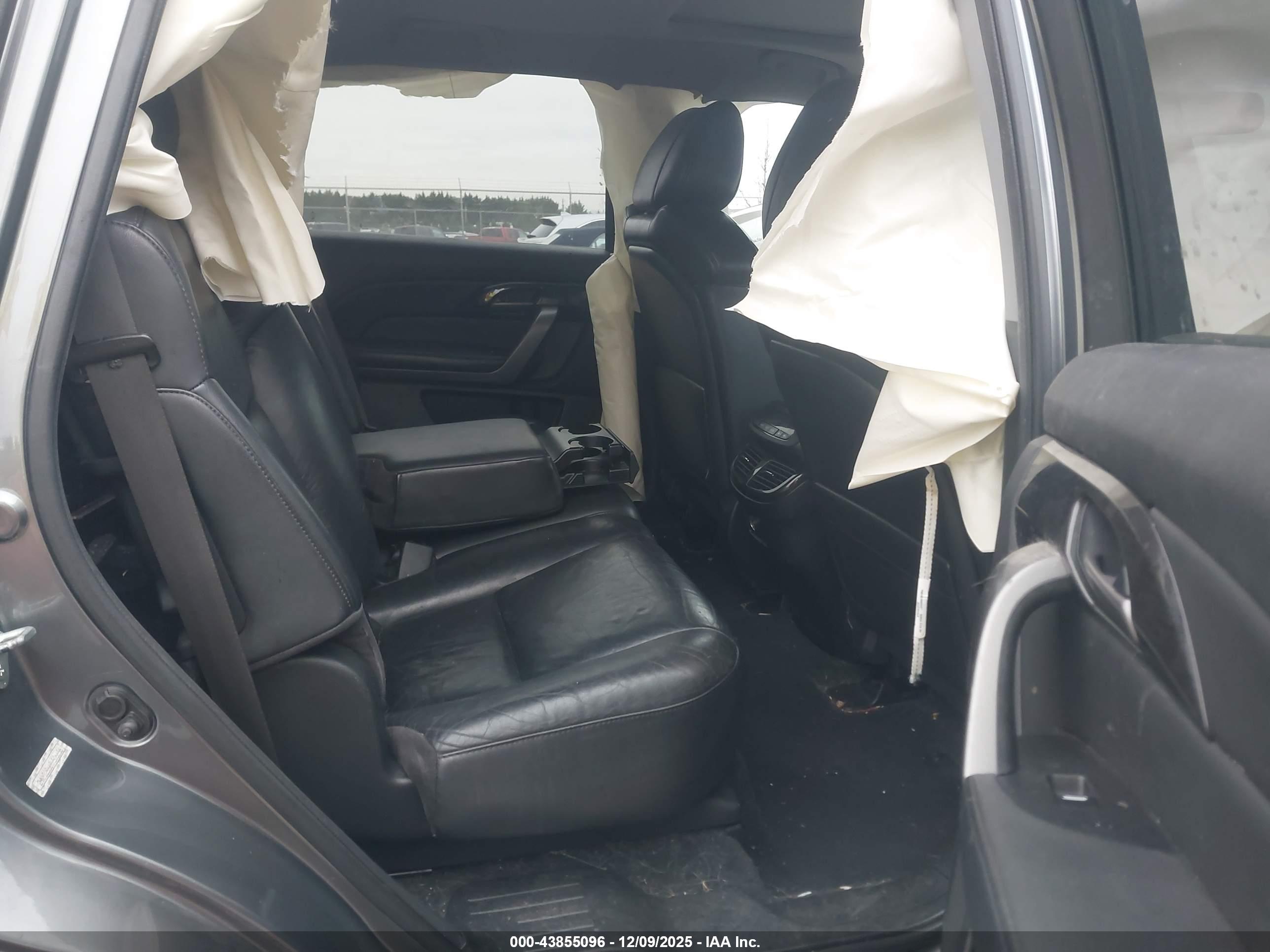 ACURA MDX image 8