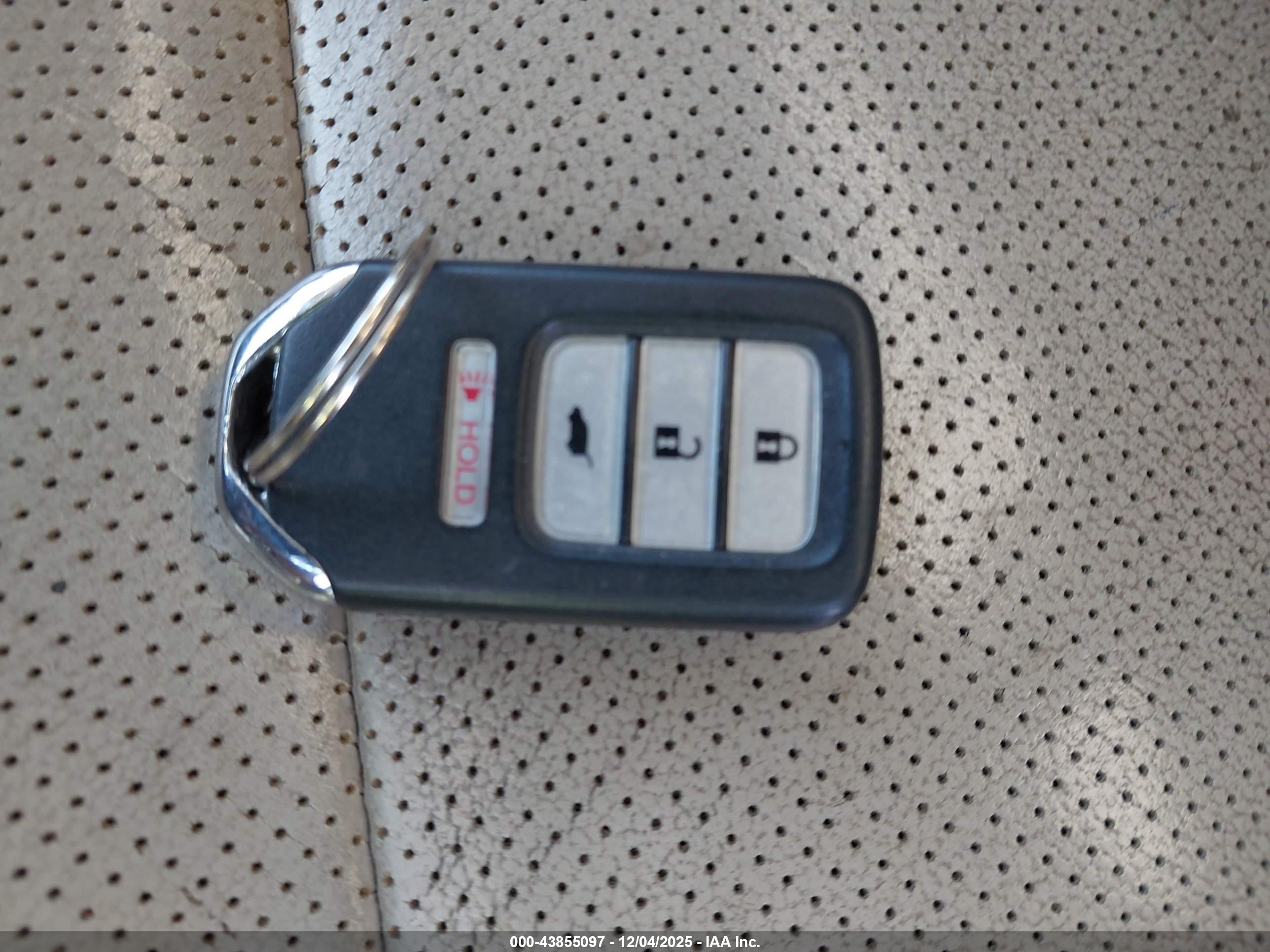 HONDA CR-V image 11
