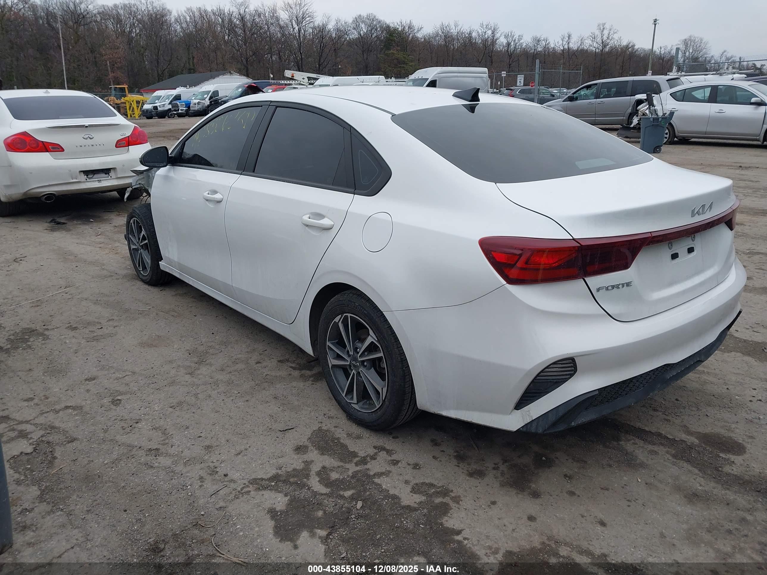 KIA FORTE image 3