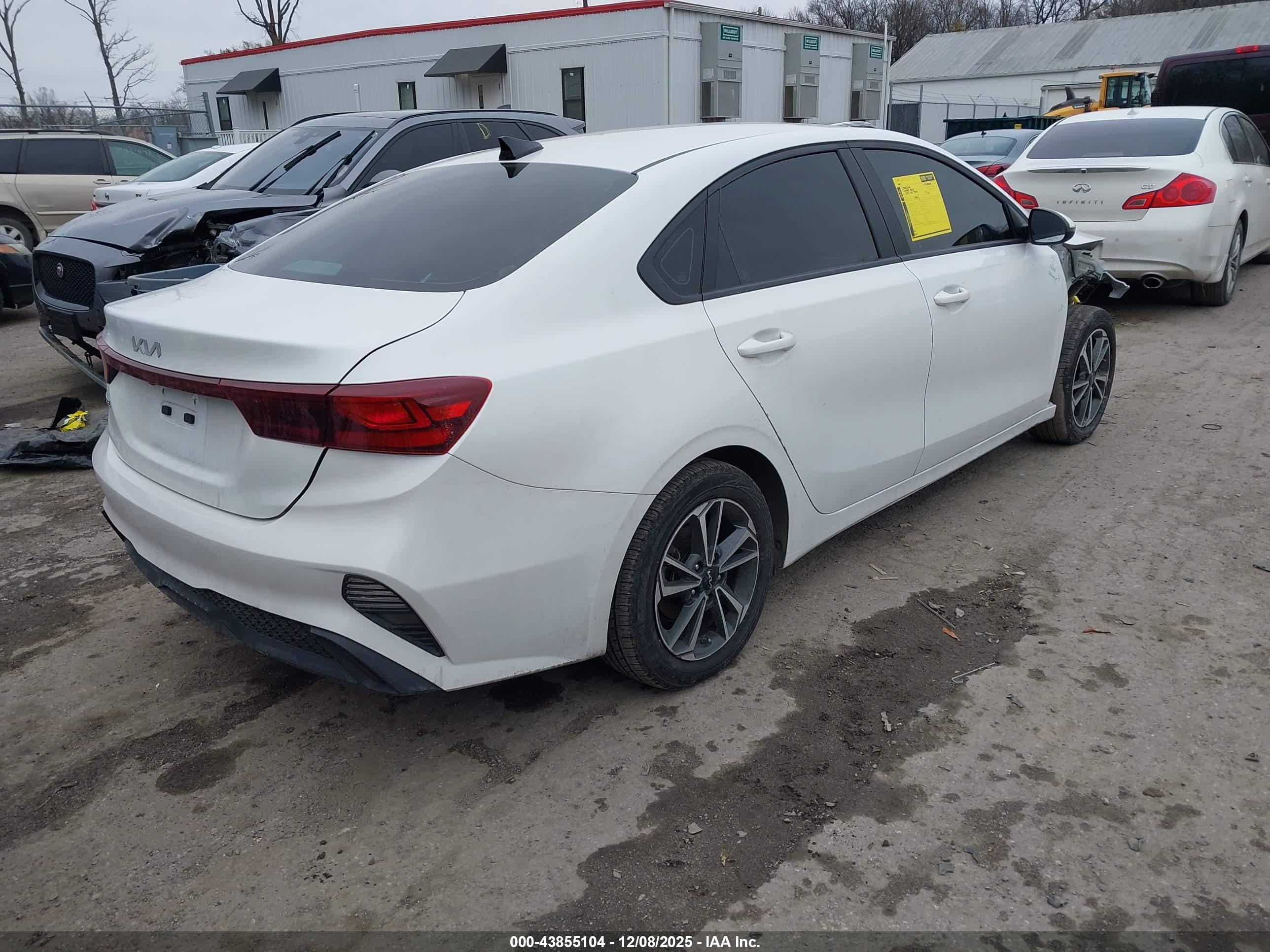 KIA FORTE image 4