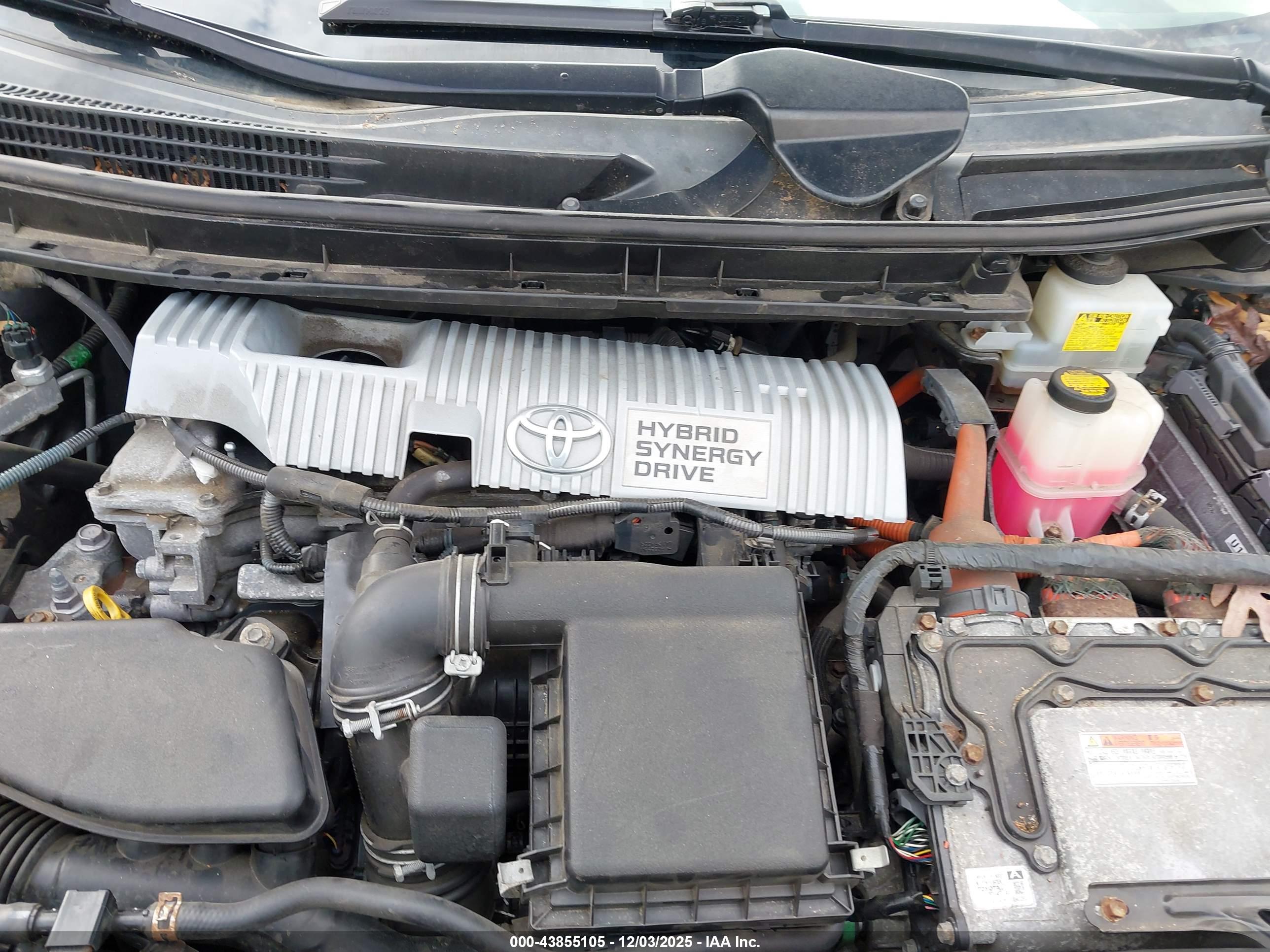 TOYOTA PRIUS image 10