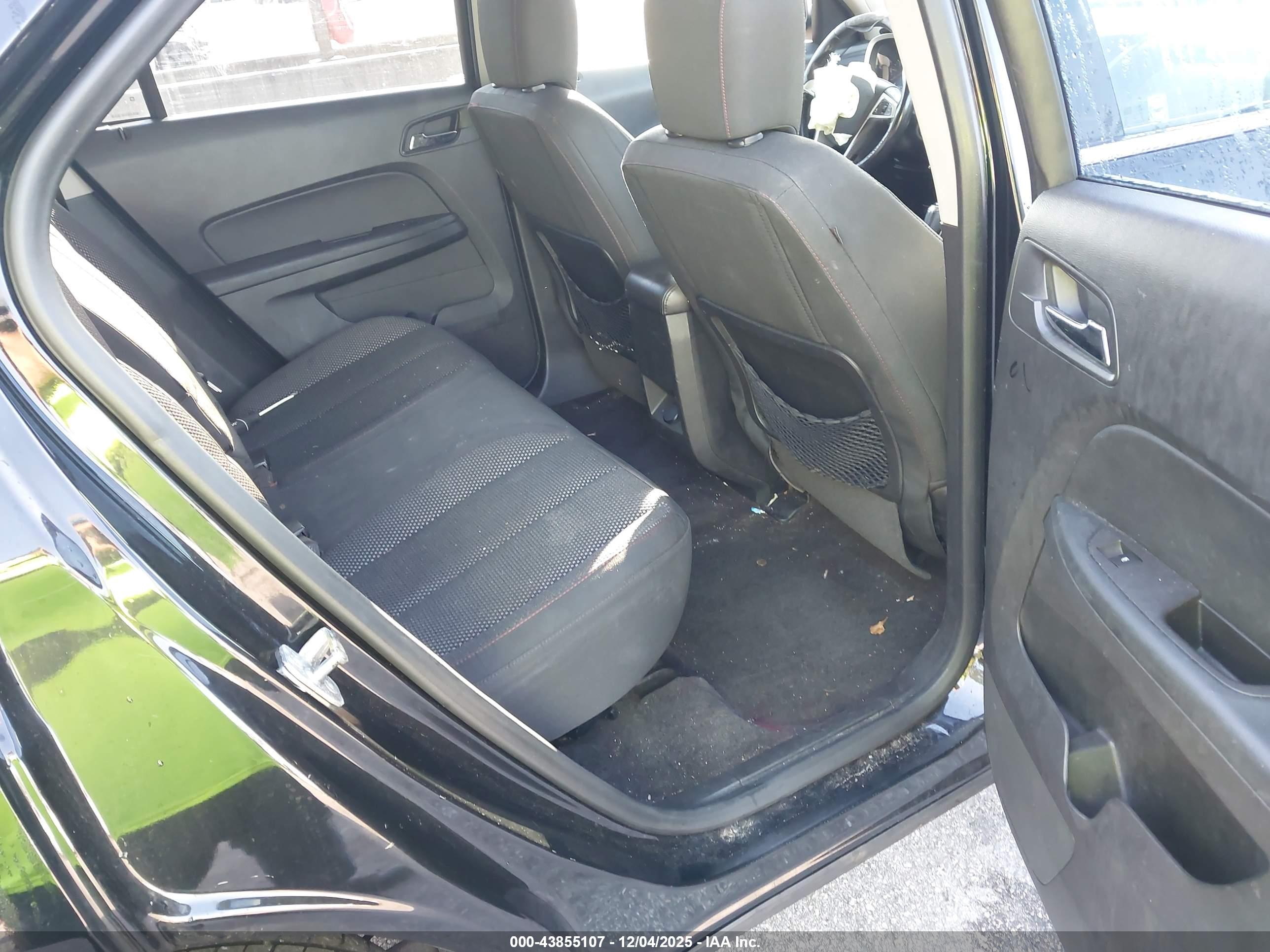 CHEVROLET EQUINOX image 8