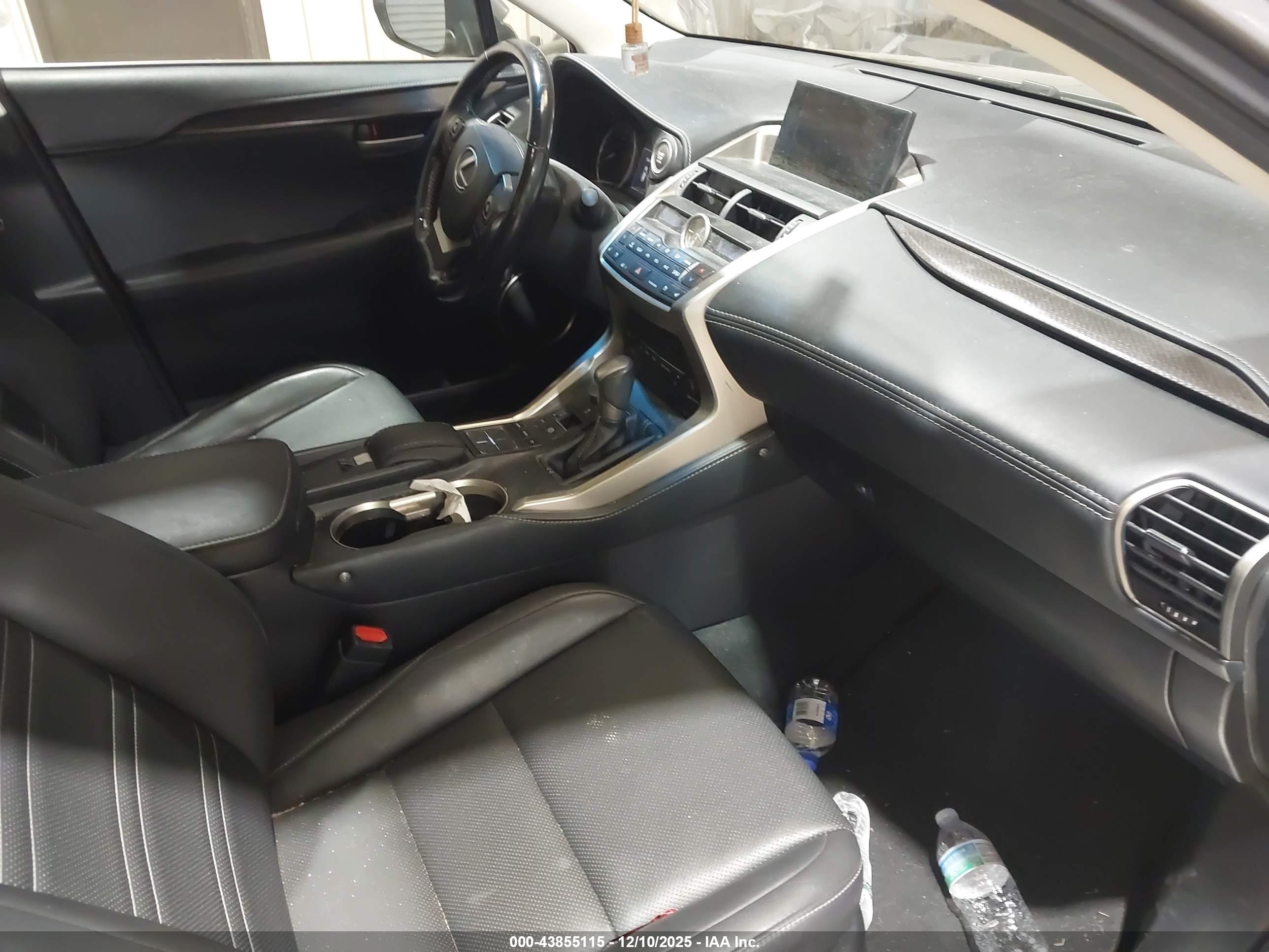 LEXUS NX image 5