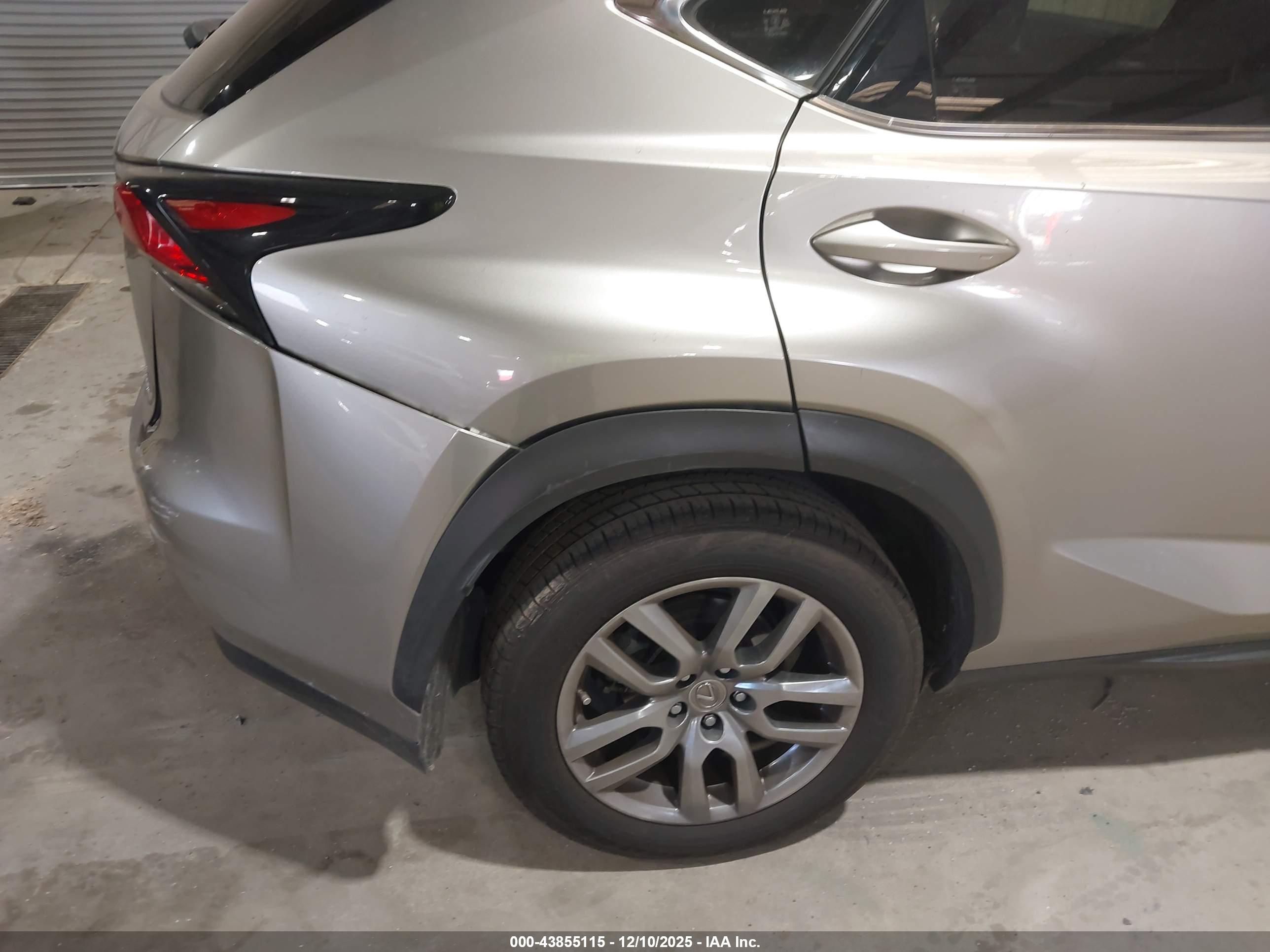 LEXUS NX image 6