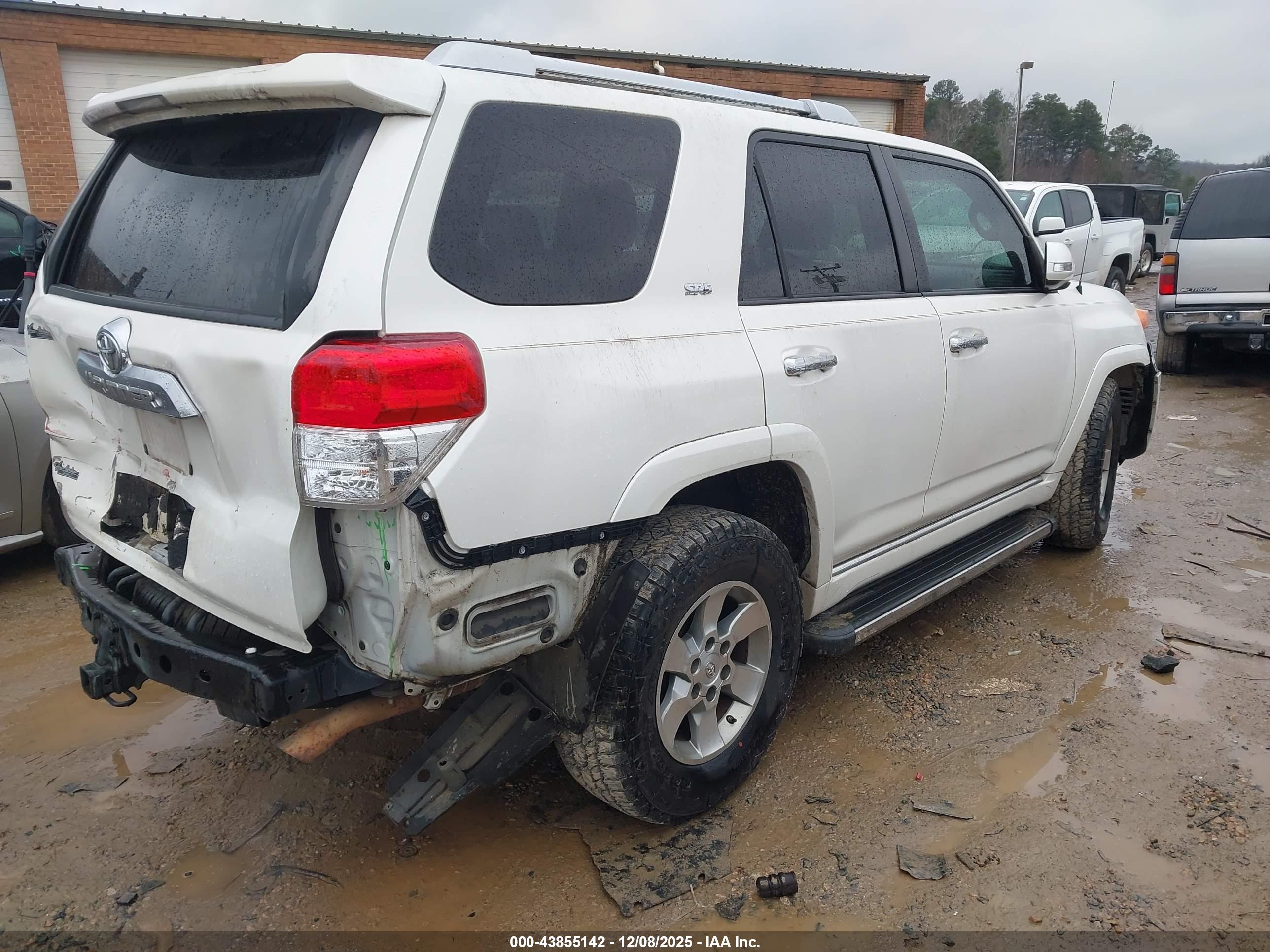 TOYOTA 4RUNNER image 4