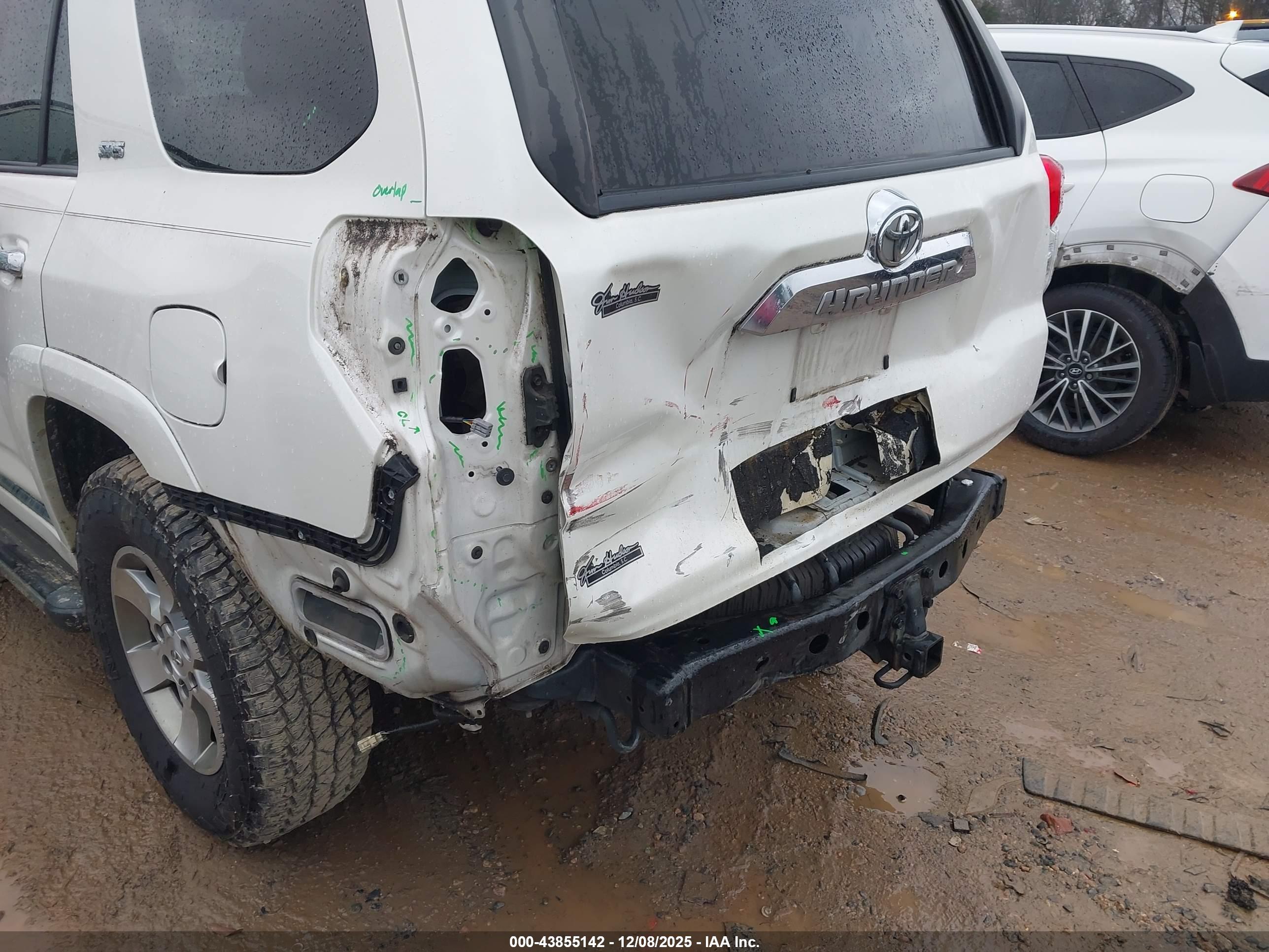 TOYOTA 4RUNNER image 6