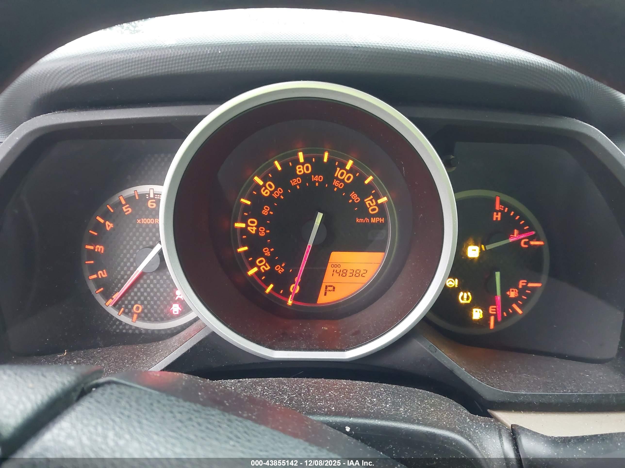 TOYOTA 4RUNNER image 7