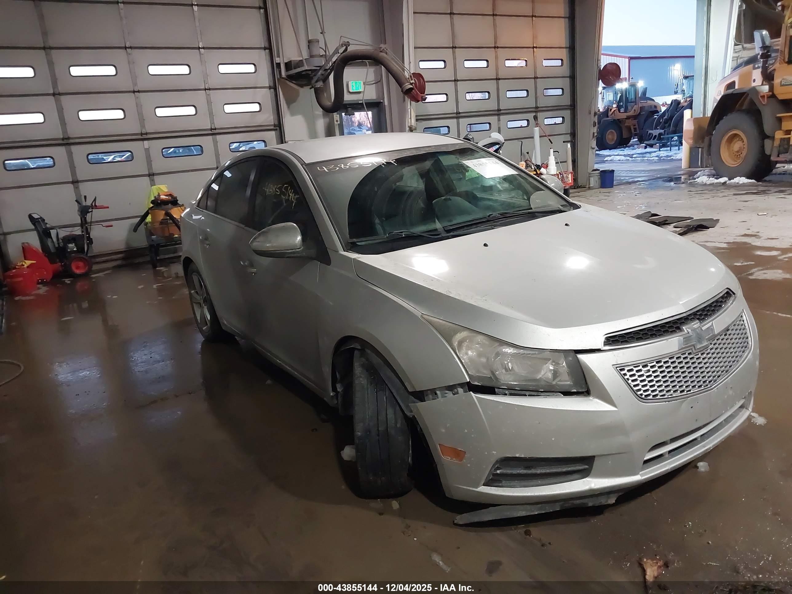 CHEVROLET CRUZE image 6