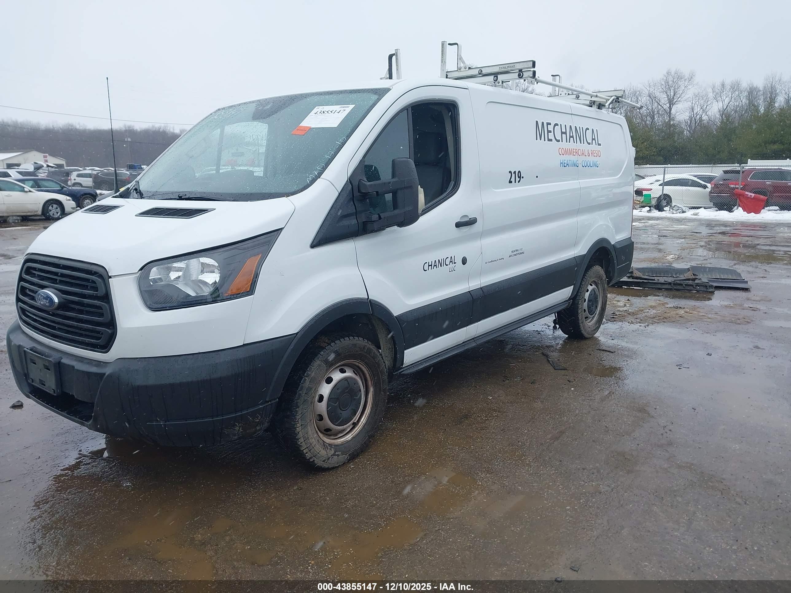 FORD TRANSIT-250 image 2