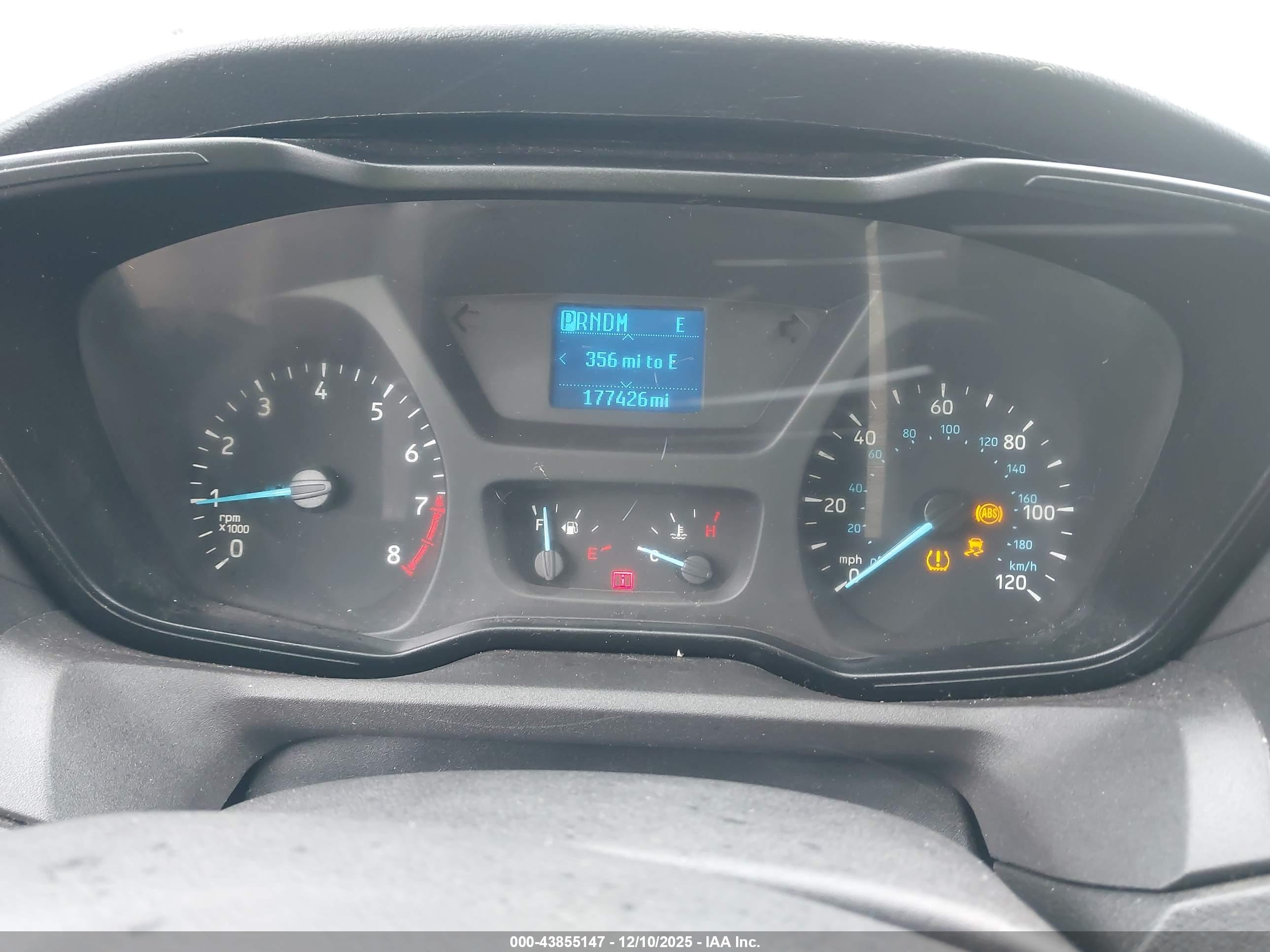 FORD TRANSIT-250 image 7