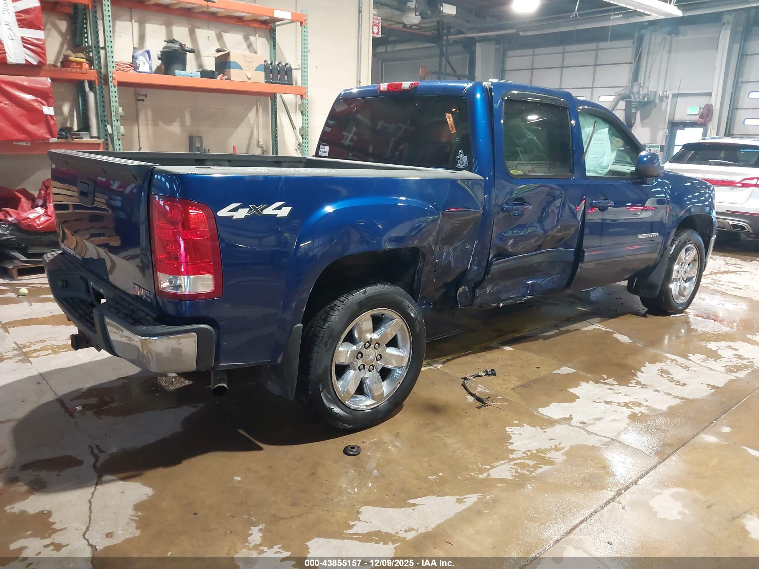 GMC SIERRA image 4