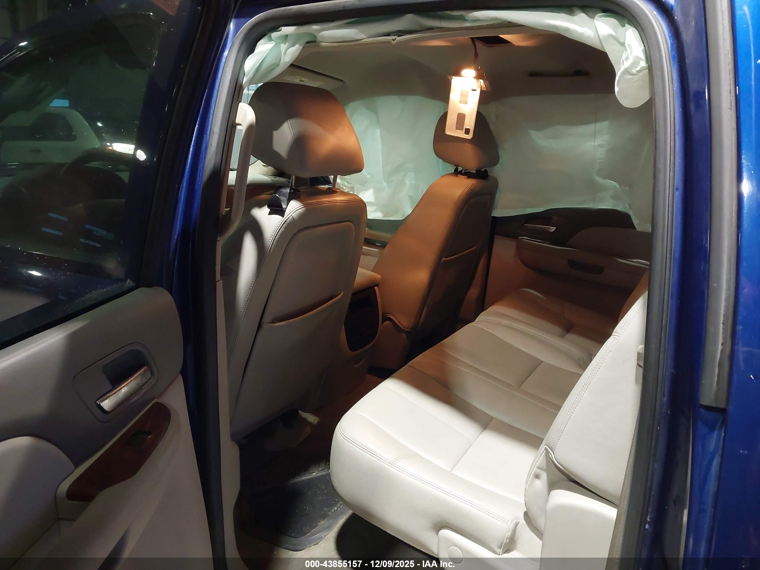 GMC SIERRA image 8
