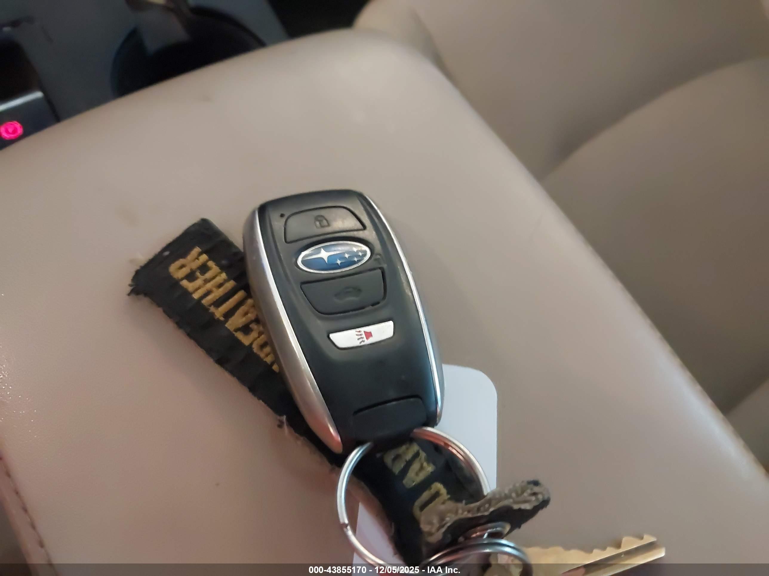 SUBARU OUTBACK image 11