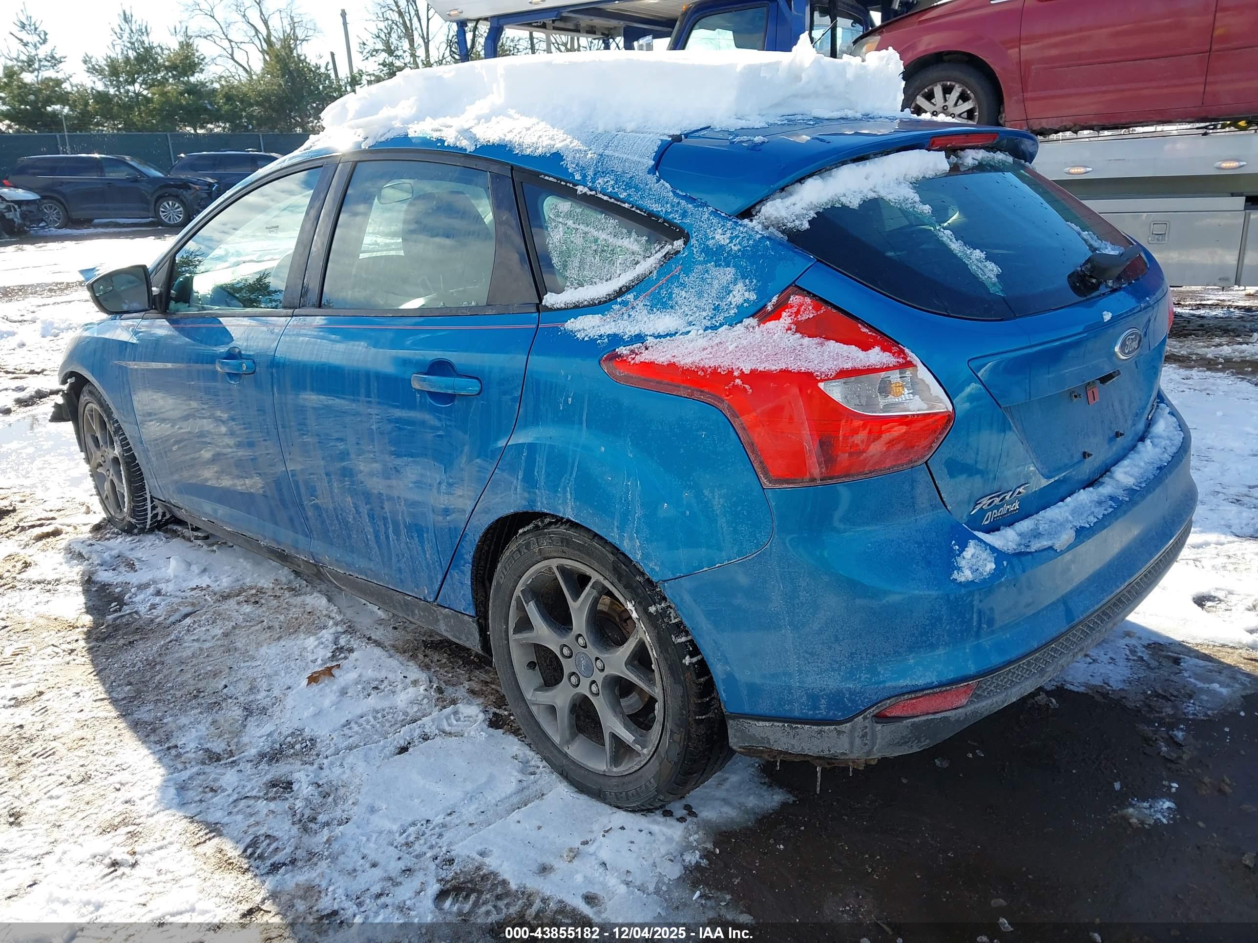 FORD FOCUS image 3