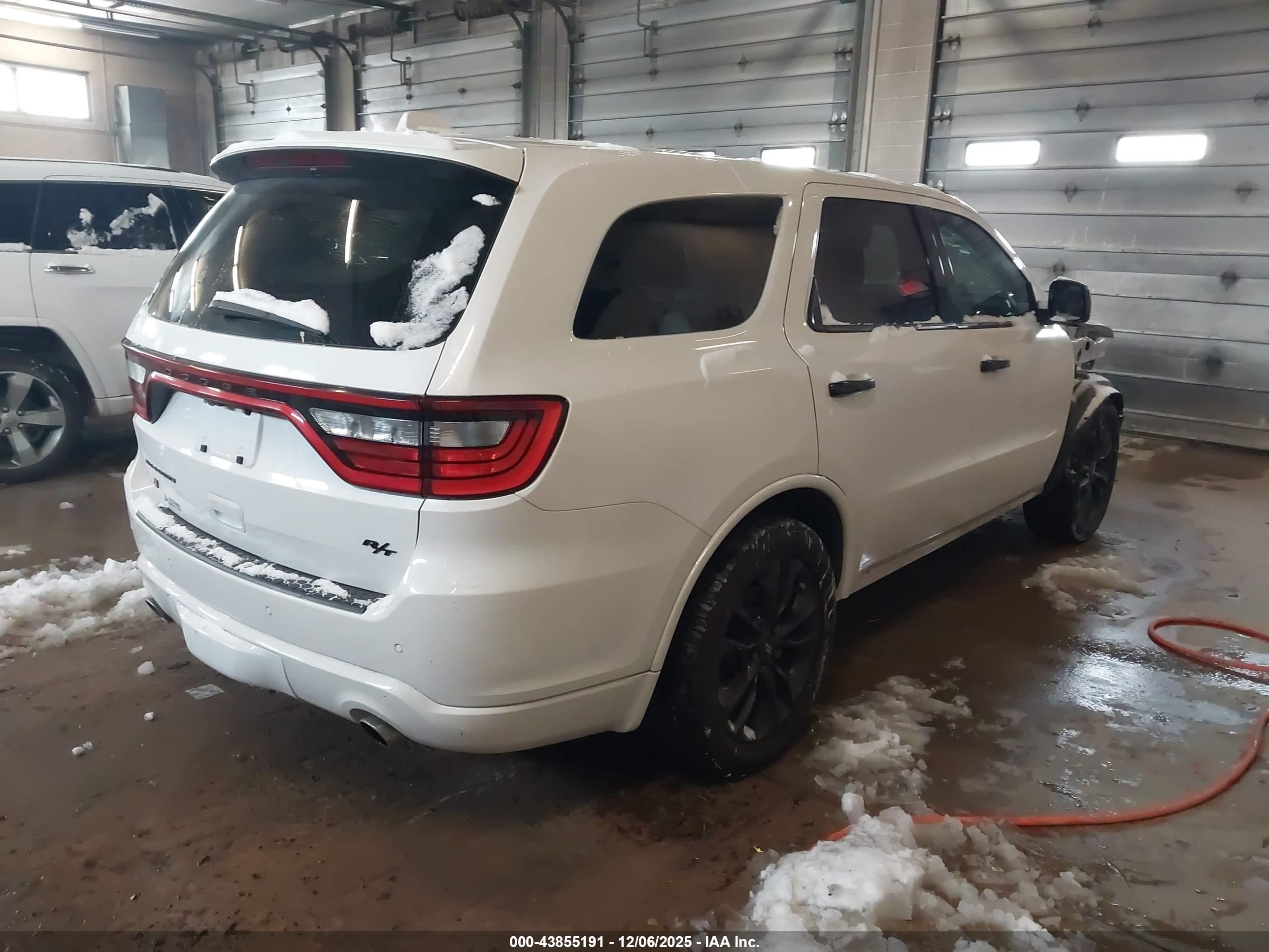 DODGE DURANGO image 4