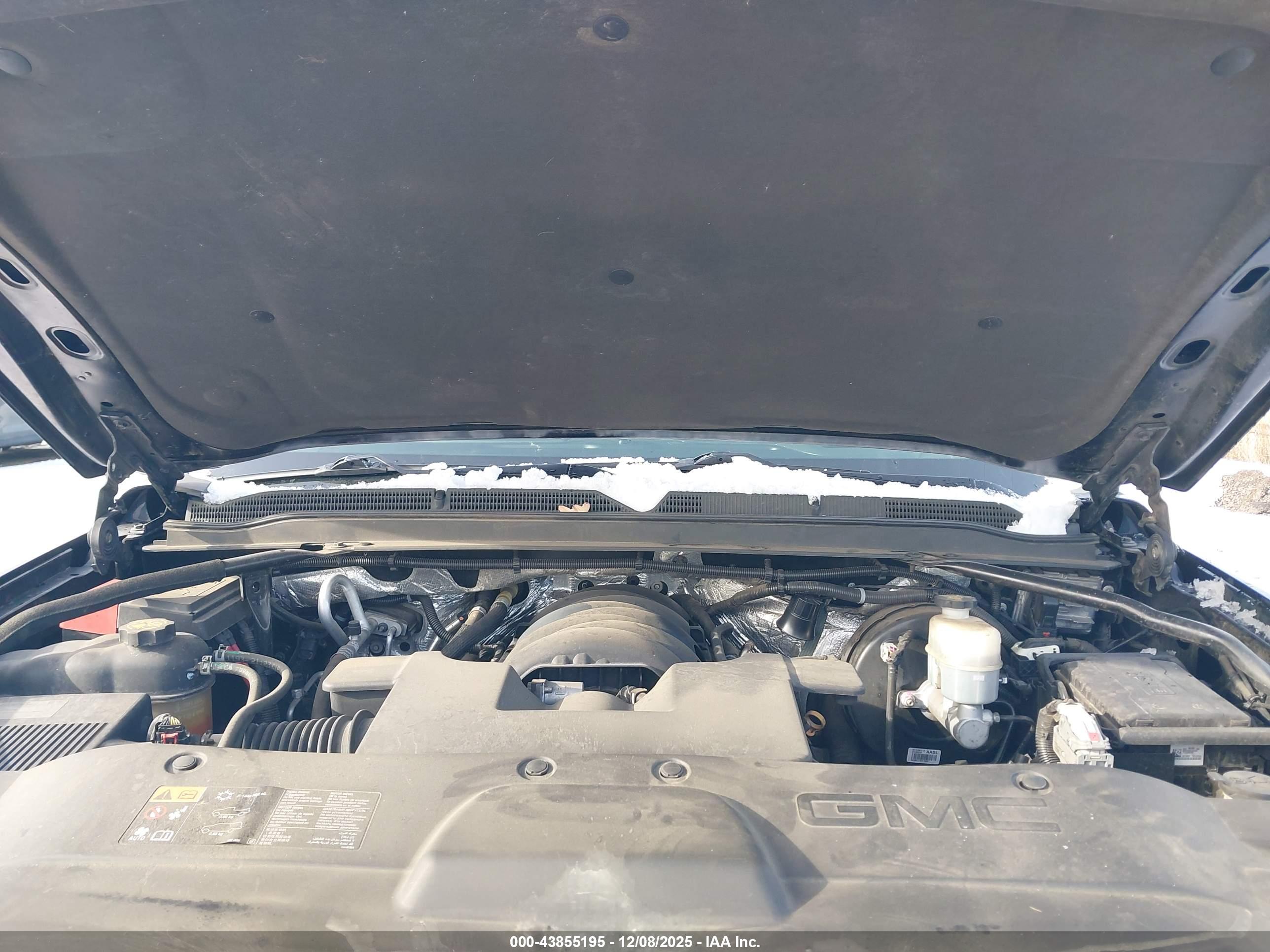 GMC YUKON image 10
