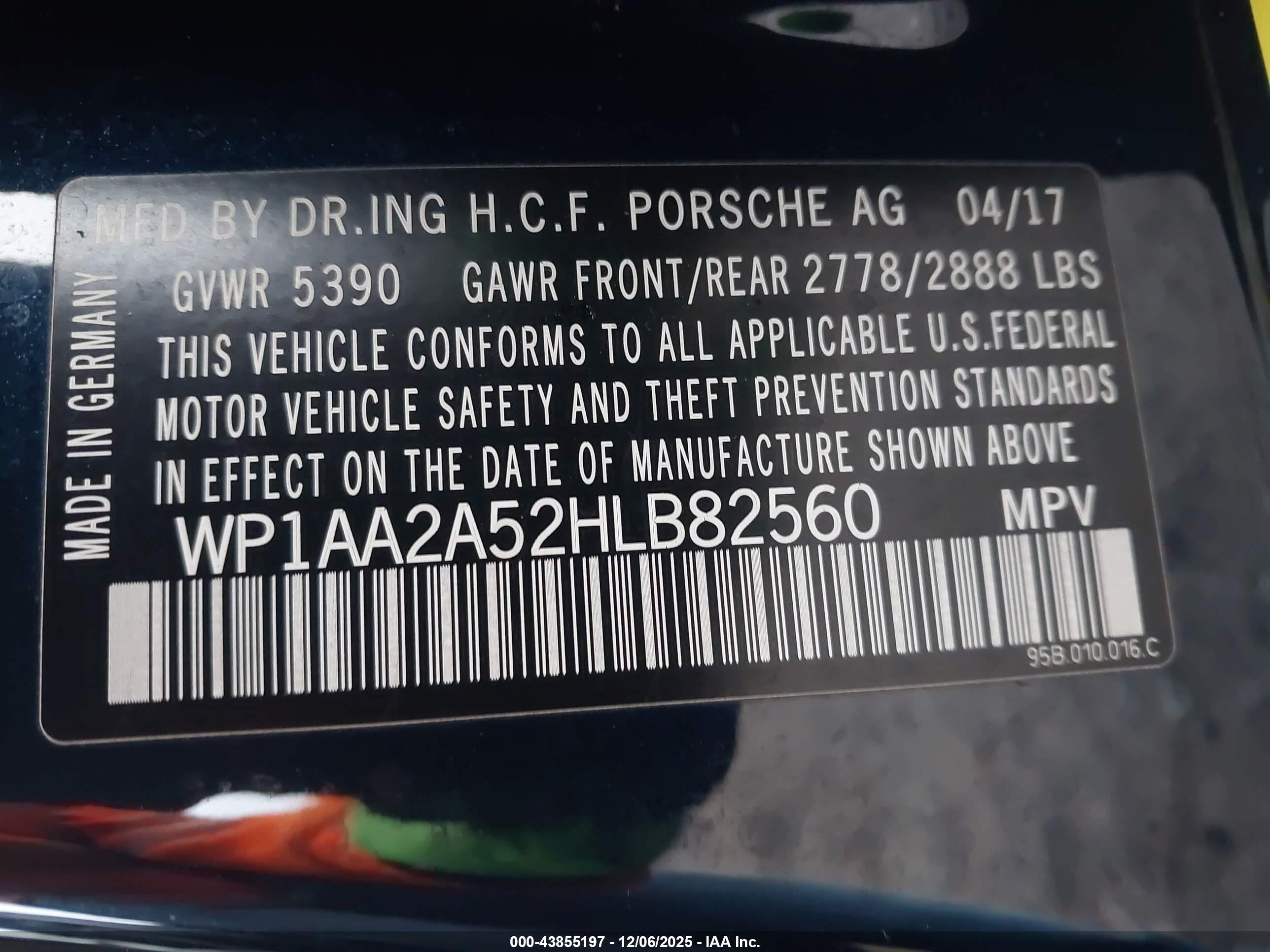 PORSCHE MACAN image 9