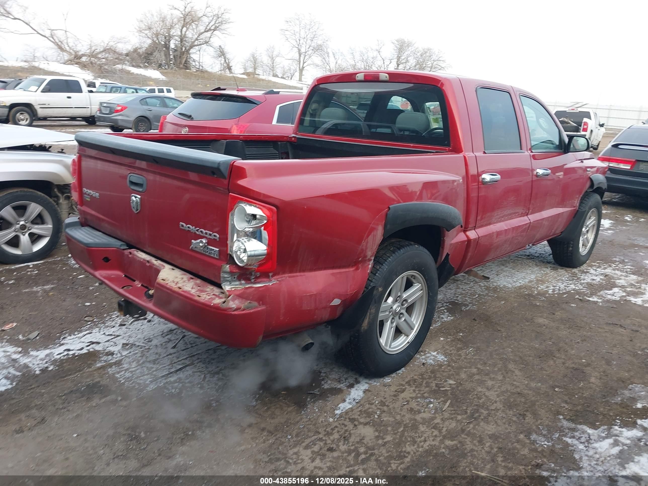 DODGE DAKOTA image 4