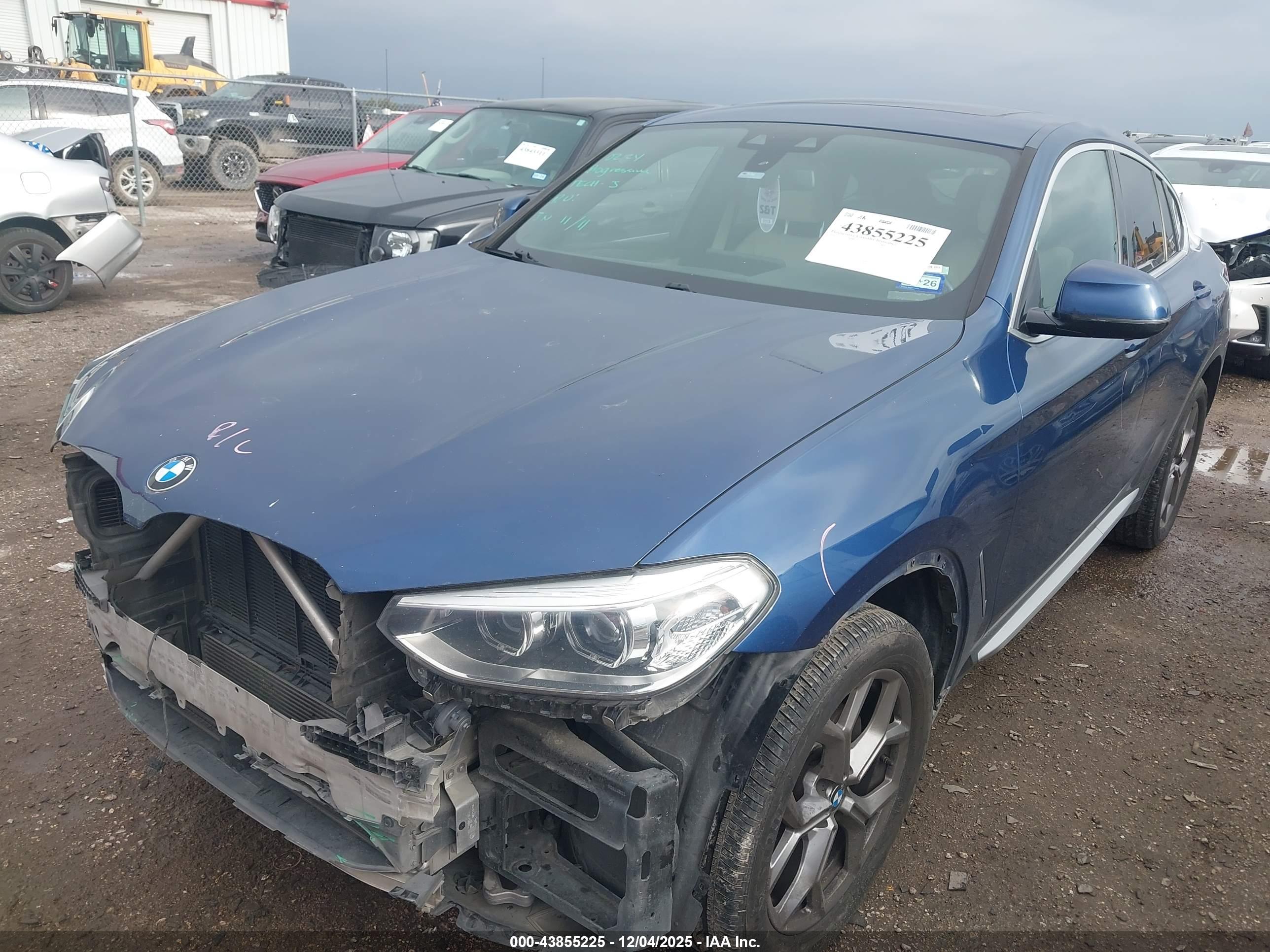 BMW X4 image 2