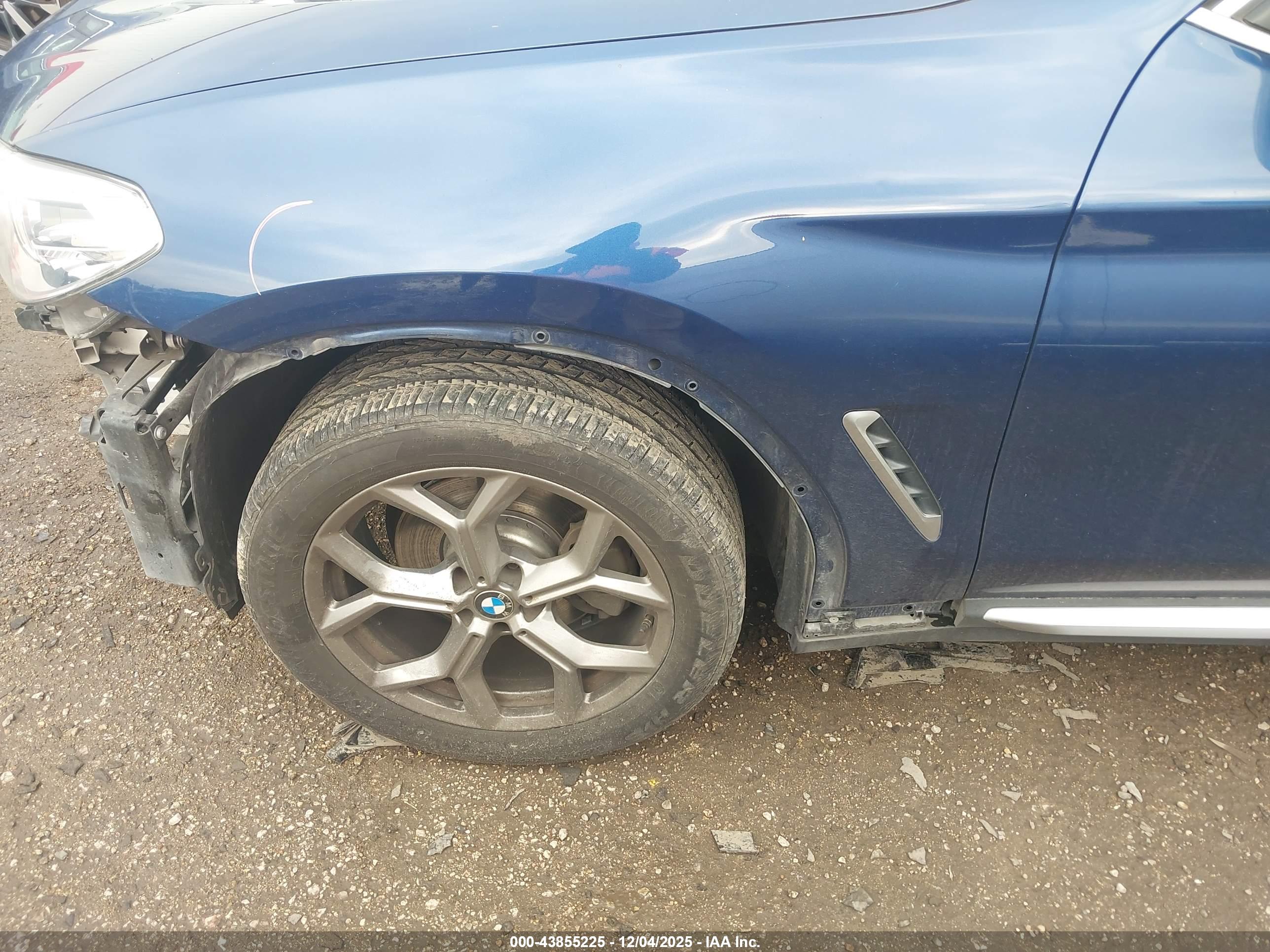 BMW X4 image 6