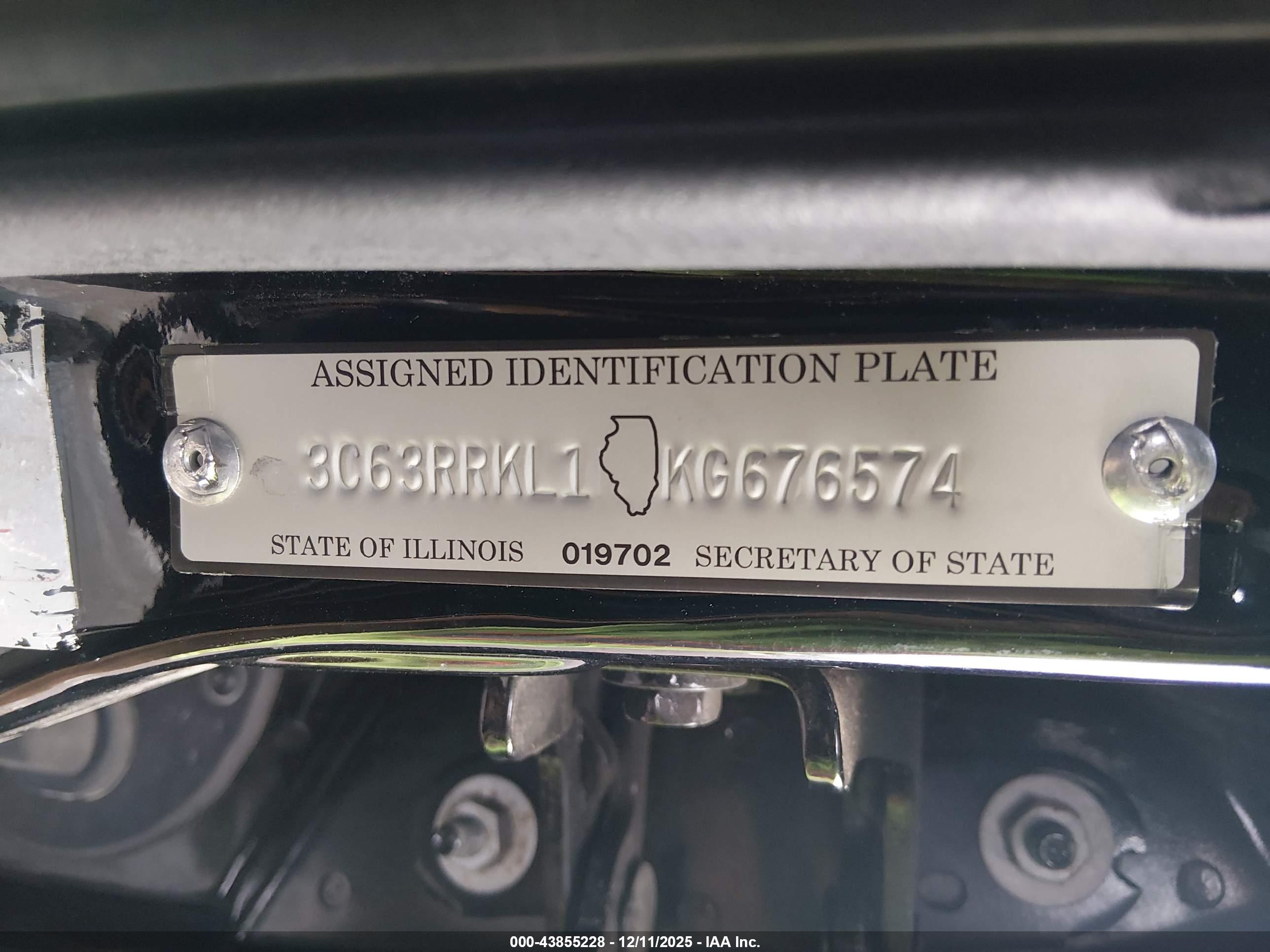 RAM 3500 image 9
