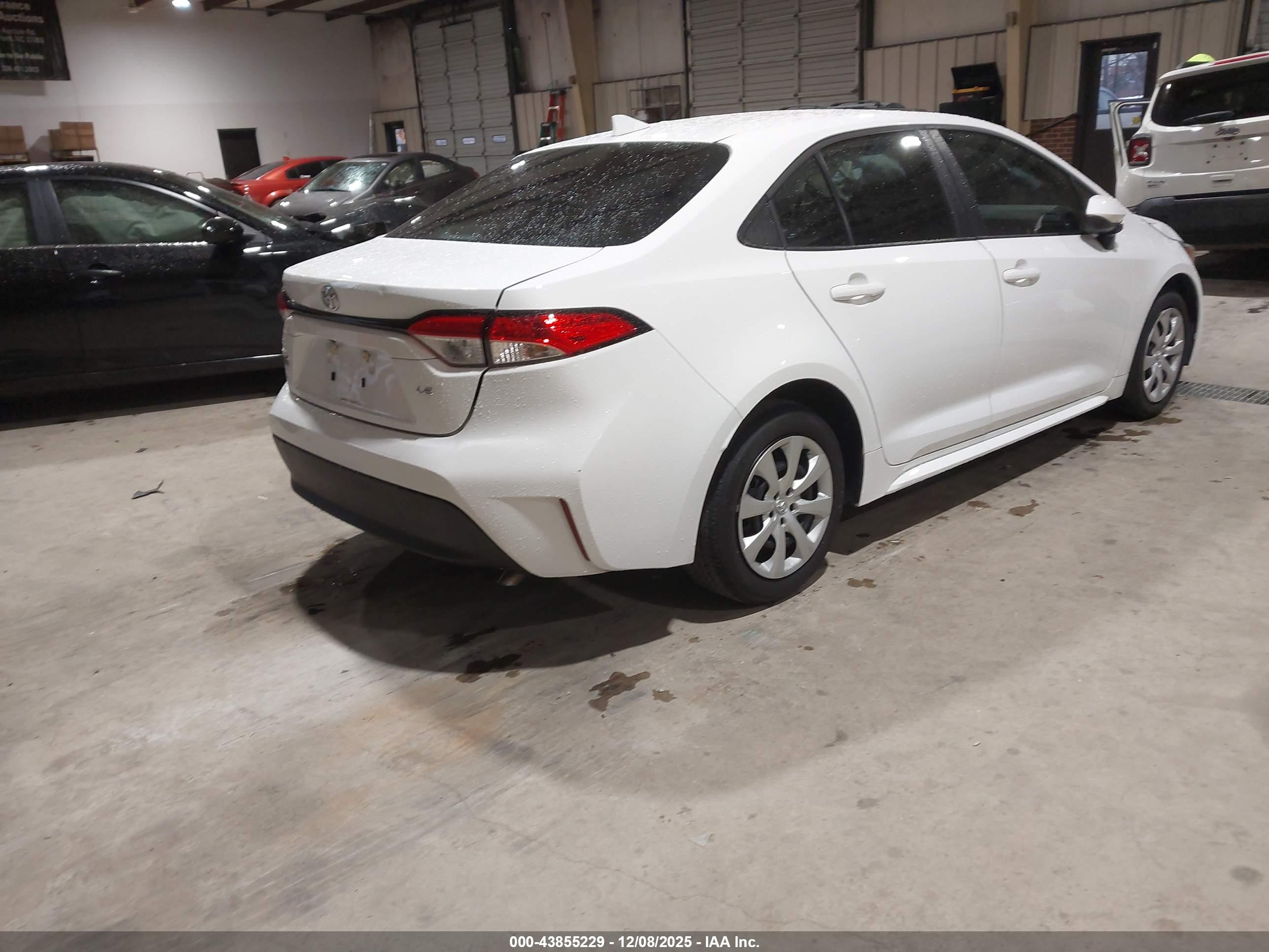 TOYOTA COROLLA image 4