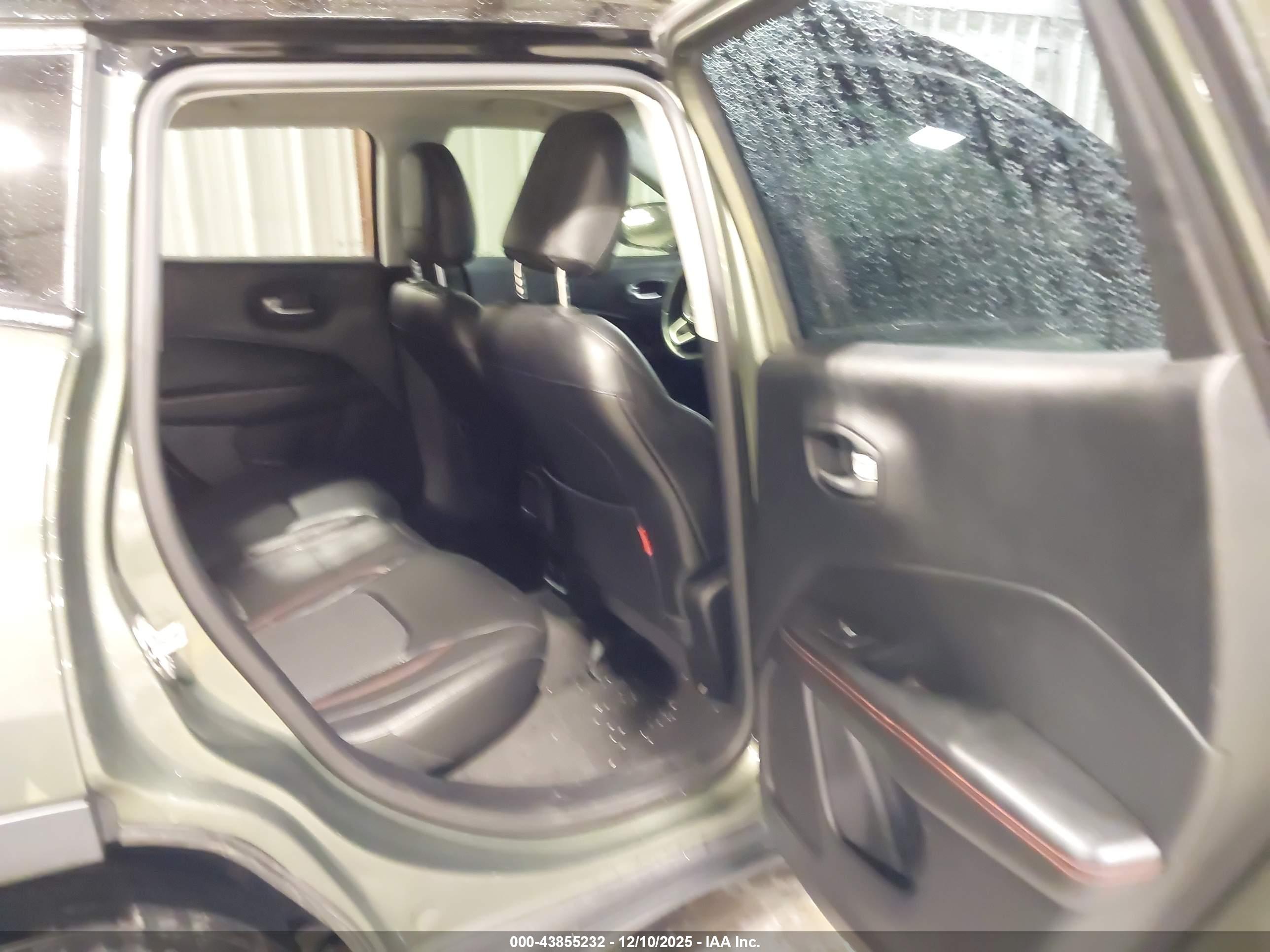 JEEP COMPASS image 8