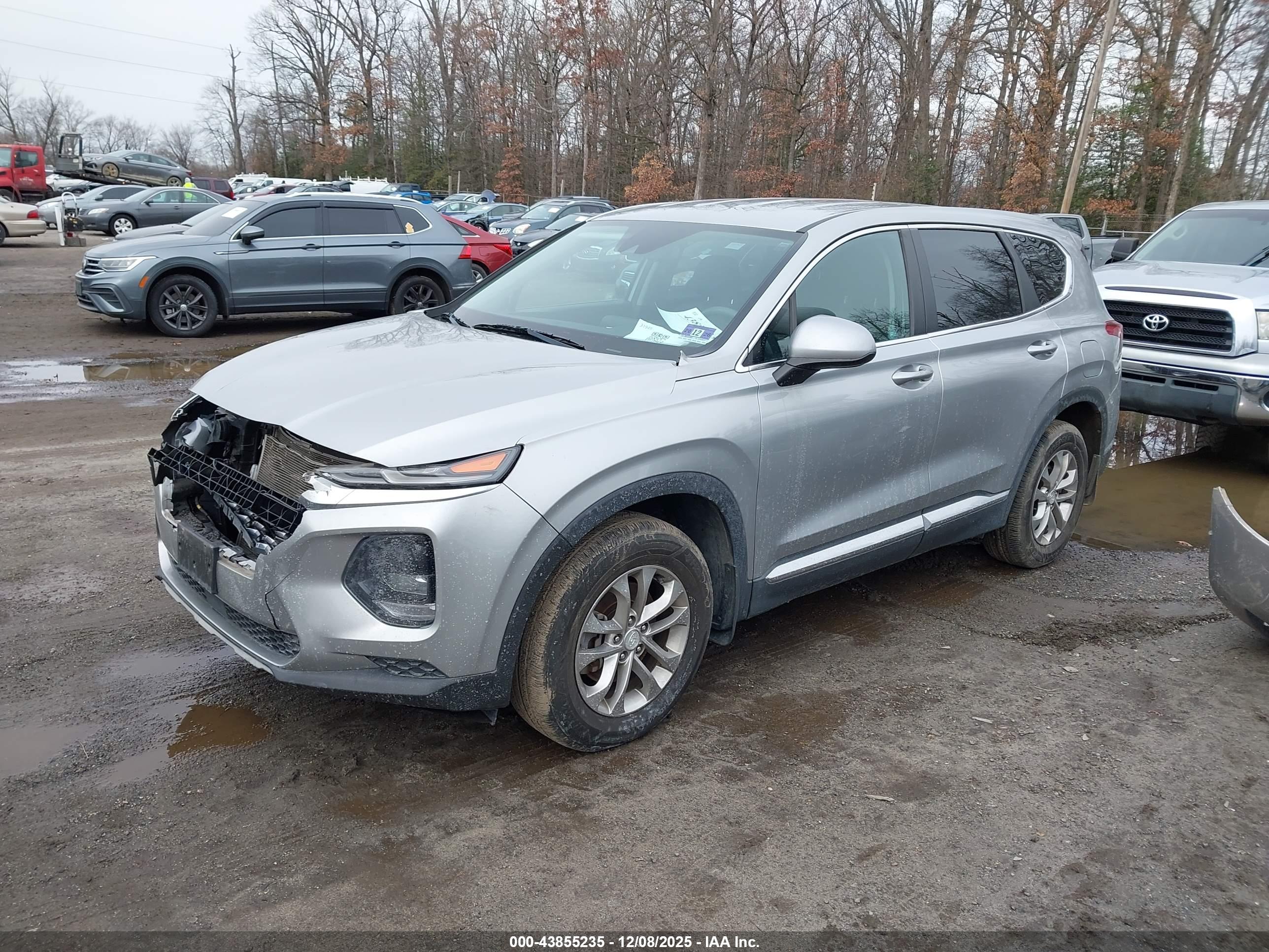 HYUNDAI SANTA image 2