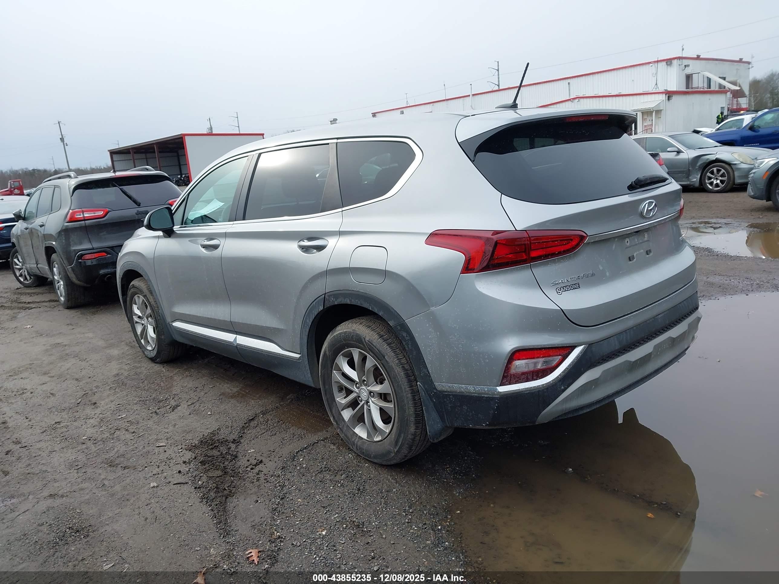 HYUNDAI SANTA image 3