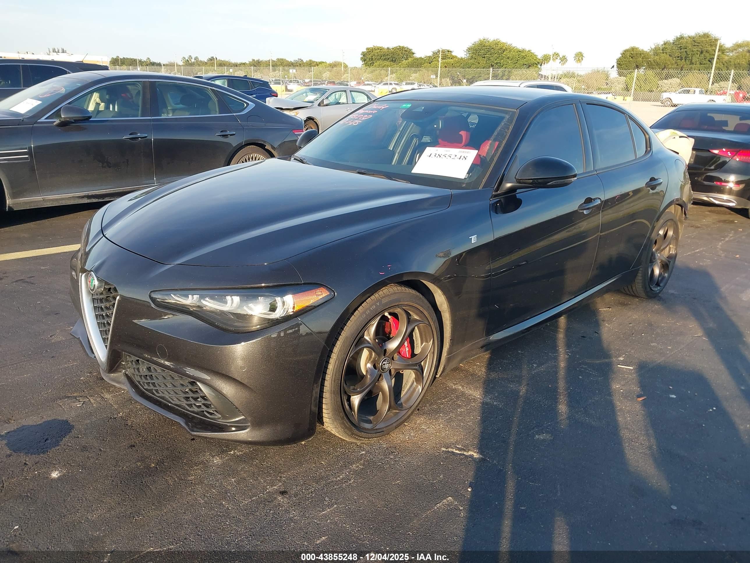 ALFA ROMEO image 2